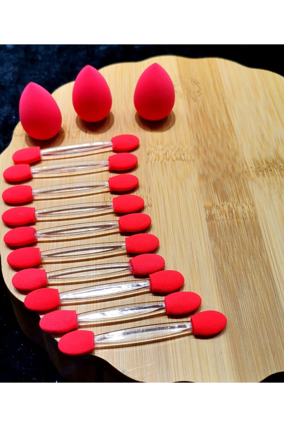 Far Fırçası Ve Minik Makyaj Süngeri