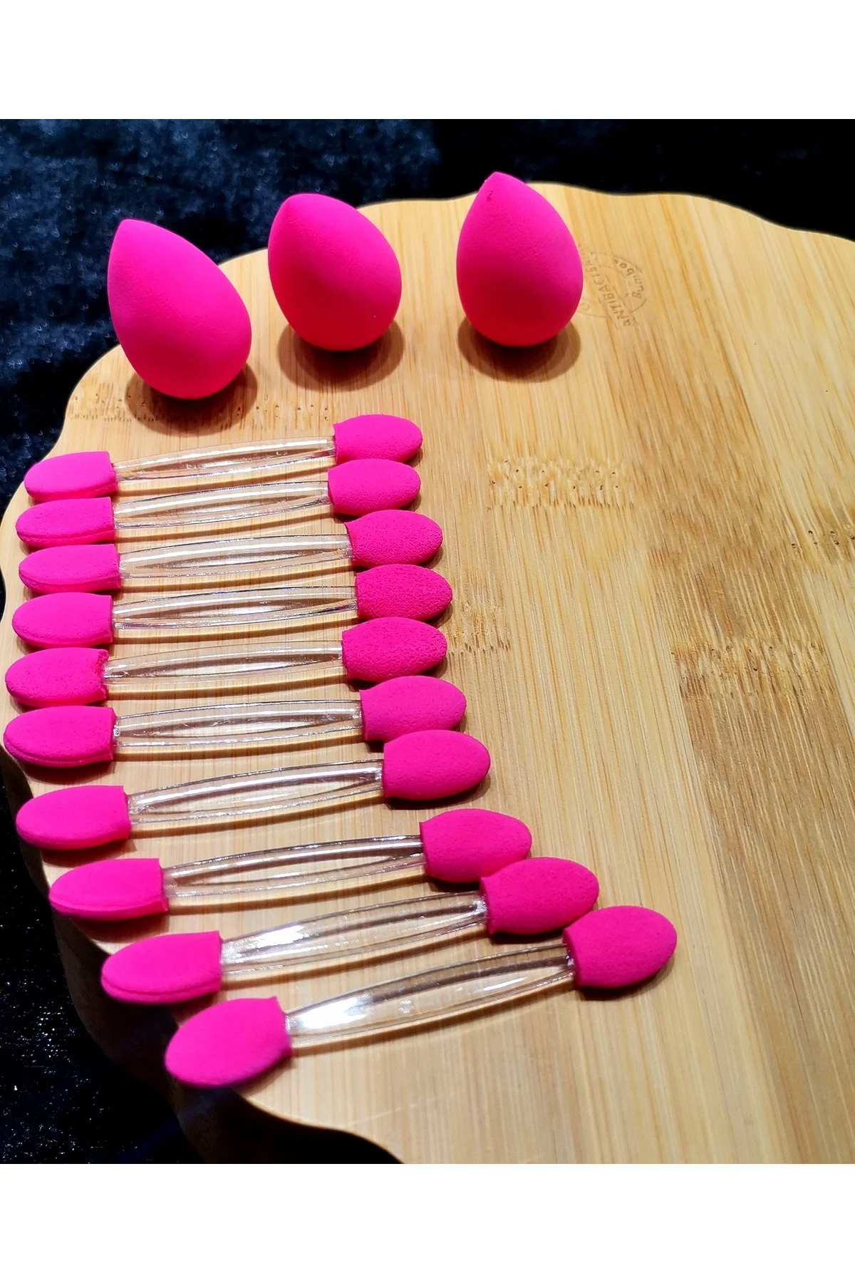 Far Fırçası Ve Minik Makyaj Süngeri