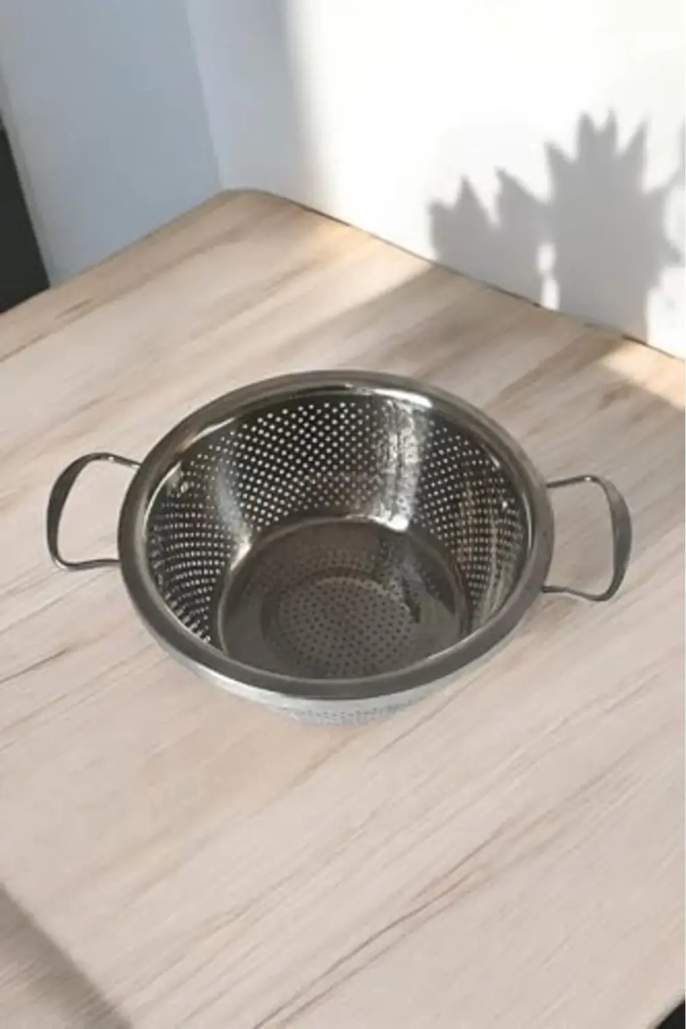 fee Çelik Kulplu Süzgeç - Çapı 21,5 Cm Paslanmaz ve Kararmaz 8908