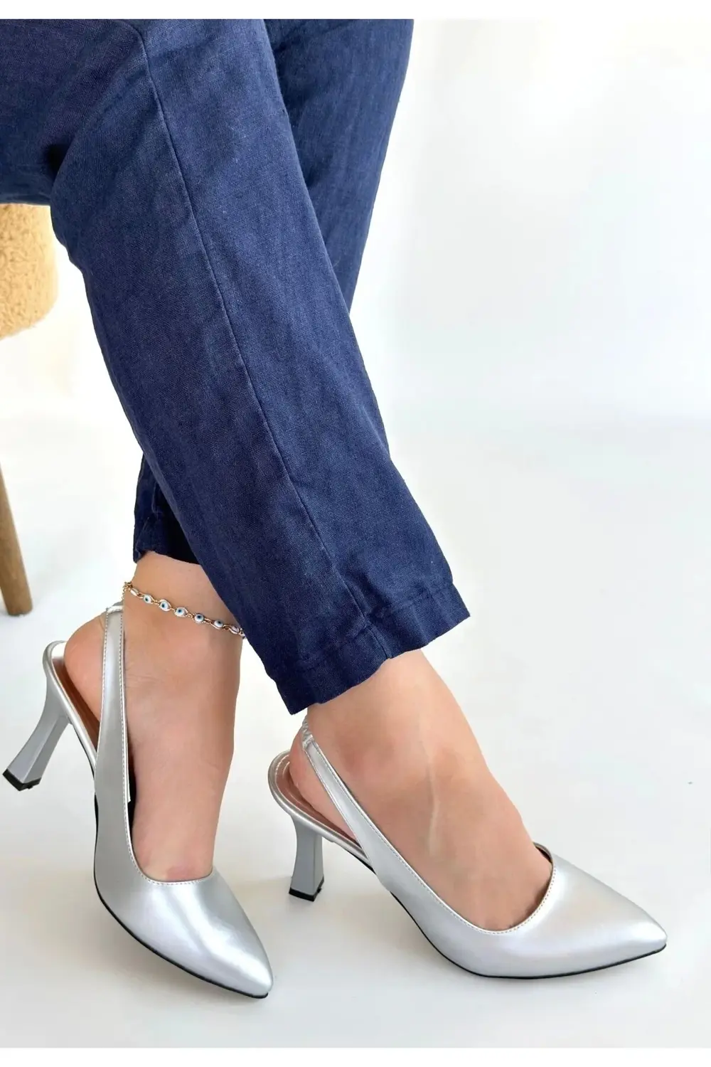 Feey Gümüş Cilt Topuklu Ayakkabı