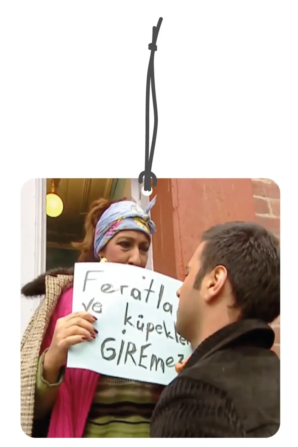 Feratlar ve Köpekler Giremez Görselli Dekoratif Oto Kokusu ve Aks