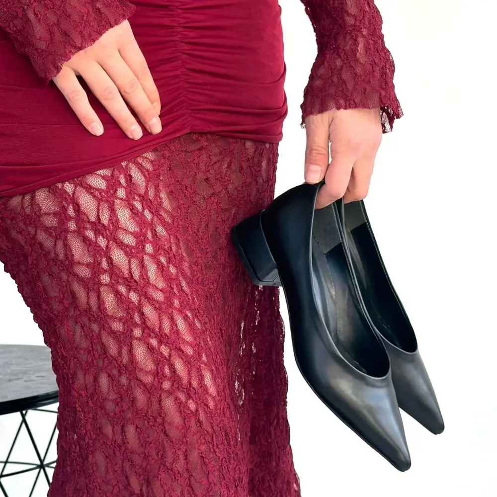 Ferla Siyah Cilt Topuklu Ayakkabı Ferla Siyah Cilt Topuklu Ayakkabı