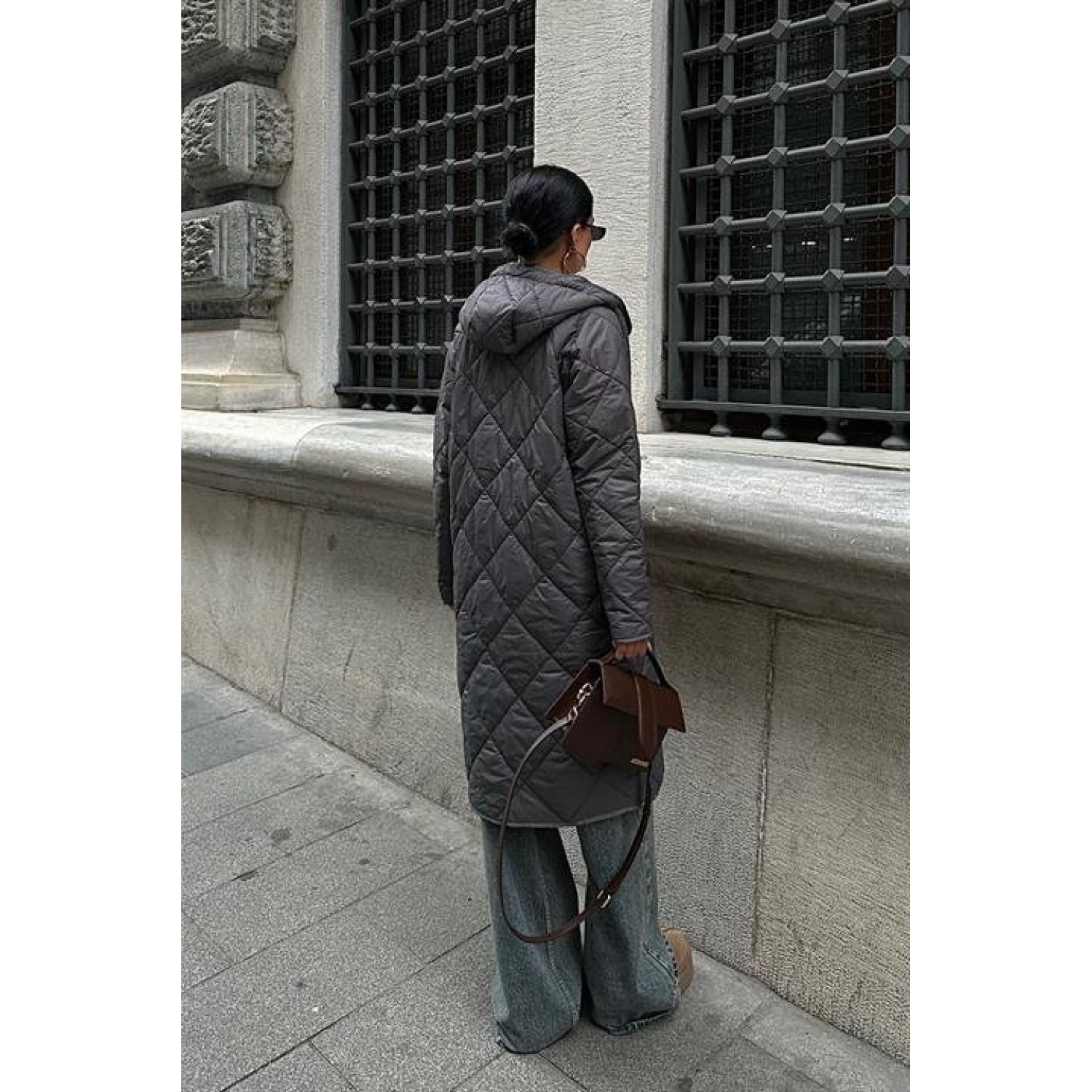 Fermuar Ve Kapşonlu Uzun Kapitone Mont