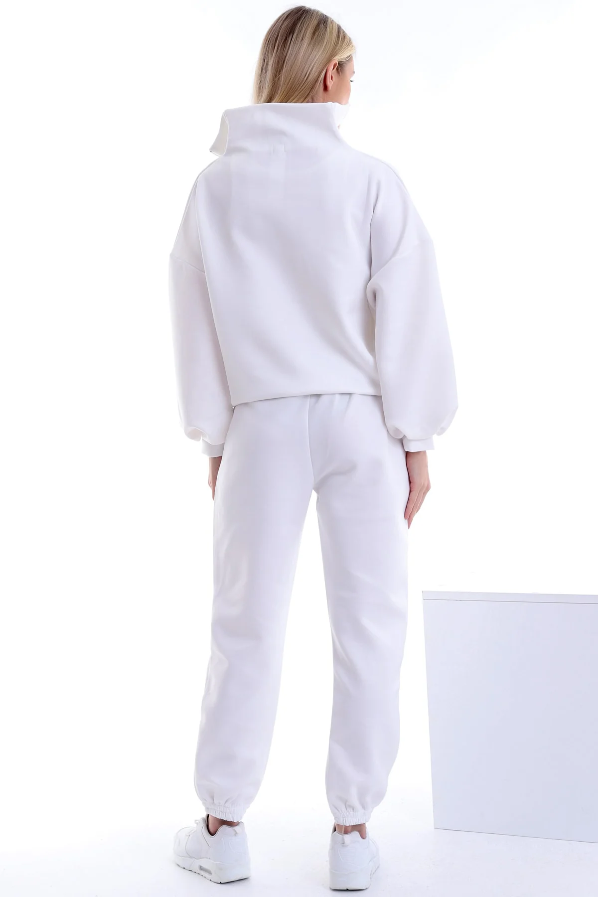 Fermuarlı Dik Yakalı Cepli Yumuşak Ve Rahat Spor Eşofman Takım