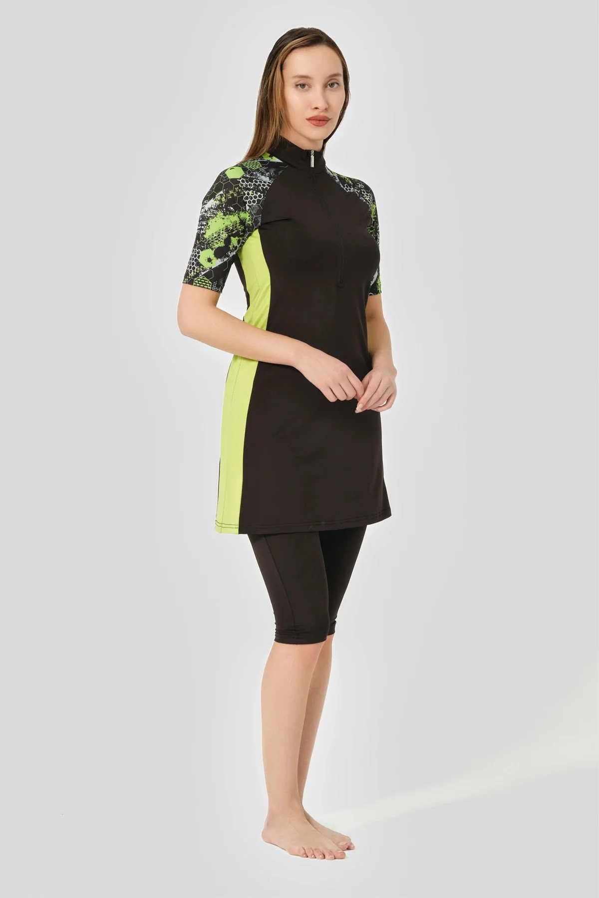 Fermuarlı Fit Yarım Kol Yarı Kapalı Mayo