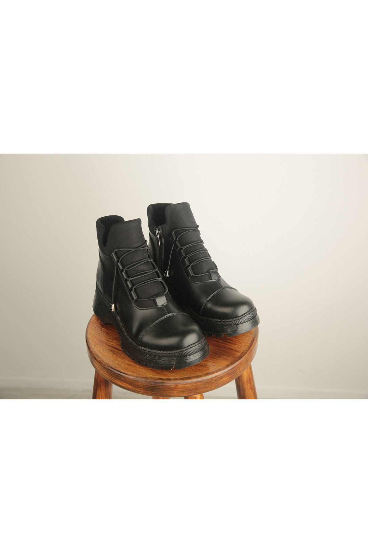 Nayad Bal Fermuarlı Siyah Kadın Su Geçirmez Kaymaz Hafif Kullanımı Rahat Kı