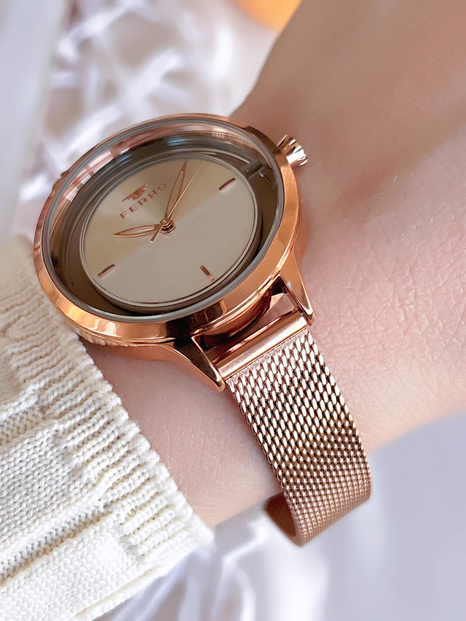 Ferro Hasır Kordonlu Rose Gold Kararmaz Renk Atmaz 3 Atm Özel Ta Ferro Hasır Kordonlu Rose Gold Kararmaz Renk Atmaz 3 Atm Özel Ta