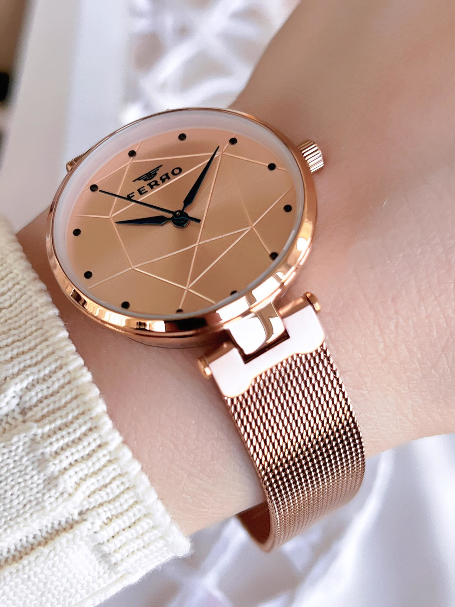 Ferro Hasır Kordonlu Rose Gold Kararmaz Renk Atmaz 3 Atm  Özel Ta