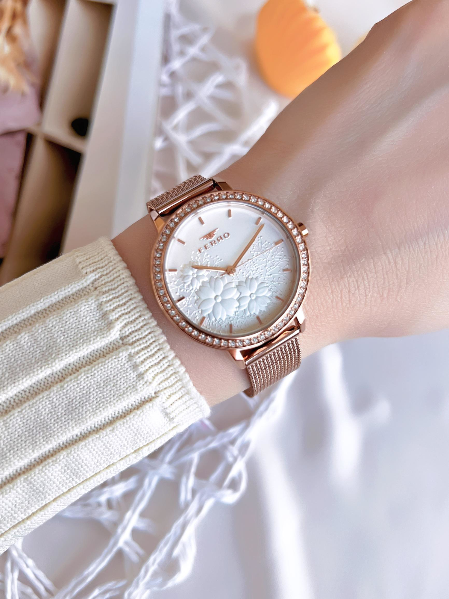 Ferro Hasır Kordonlu Rose Gold Kararmaz Renk Atmaz 3 Atm  Özel Ta