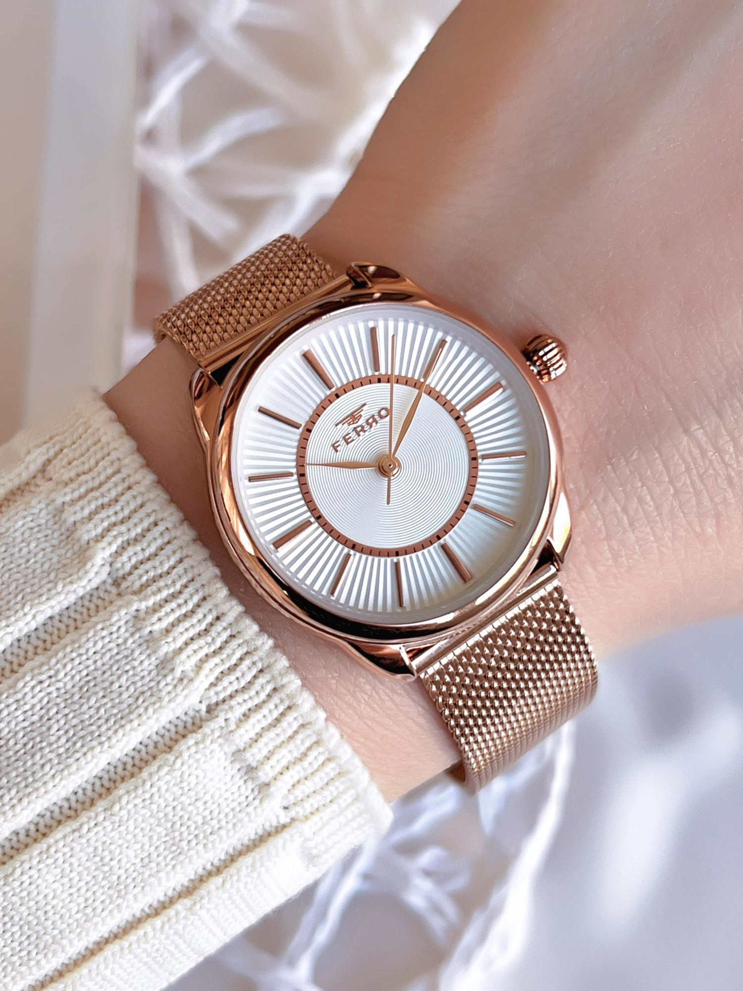 Ferro Hasır Kordonlu Rose Gold Kararmaz Renk Atmaz 3 Atm Özel Ta Ferro Hasır Kordonlu Rose Gold Kararmaz Renk Atmaz 3 Atm Özel Ta