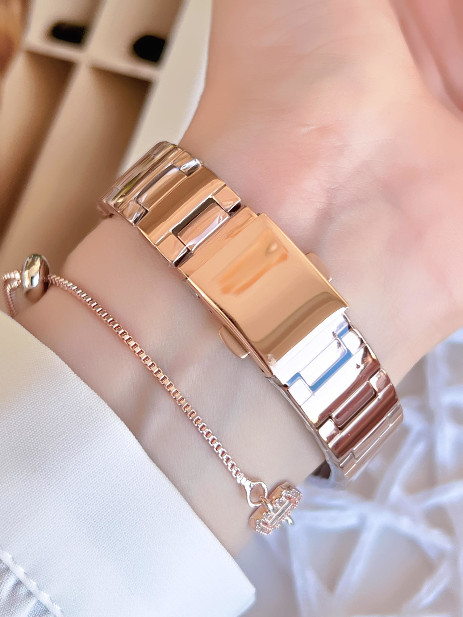 Ferro İç Fonksiyonları Aktif Rose/Gold Renk Kararmaz Renk Atmaz 3 Ferro İç Fonksiyonları Aktif Rose/Gold Renk Kararmaz Renk Atmaz 3 Fiyatı, Yorumları ve Özellikleri