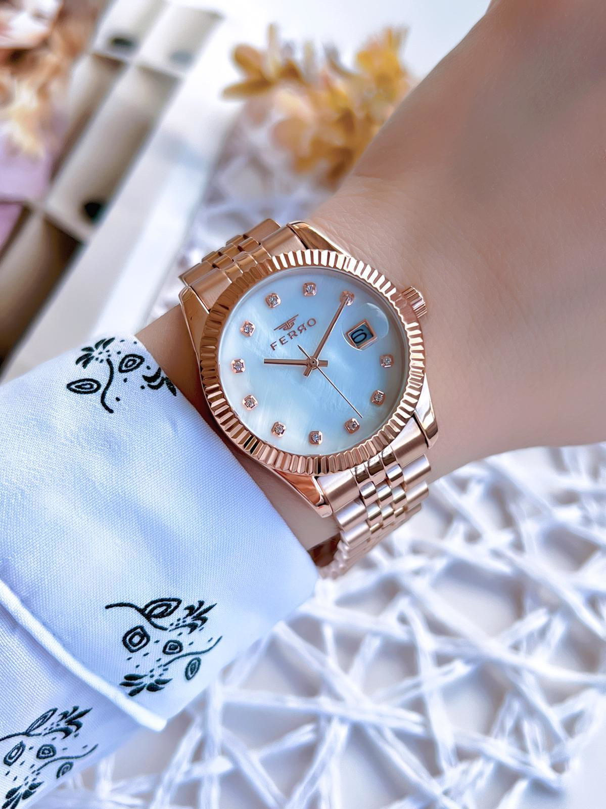 Ferro Rose Gold Renk 3 Atm Suya Dayanıklı Çelik Kordon Özel Tasar Ferro Rose Gold Renk 3 Atm Suya Dayanıklı Çelik Kordon Özel Tasar