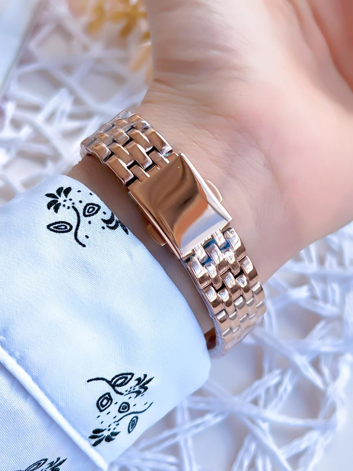 Ferro Rose Gold Renk 3 Atm Suya Dayanıklı Çelik Kordon Özel Tasar Fiyatı, Yorumları ve Özellikleri