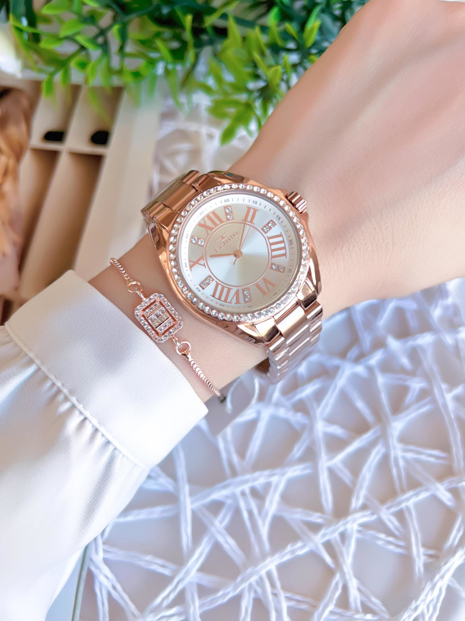Ferro Rose/Gold Renk Kararmaz Renk Atmaz 3 Atm  Özel Tasarım Kadı