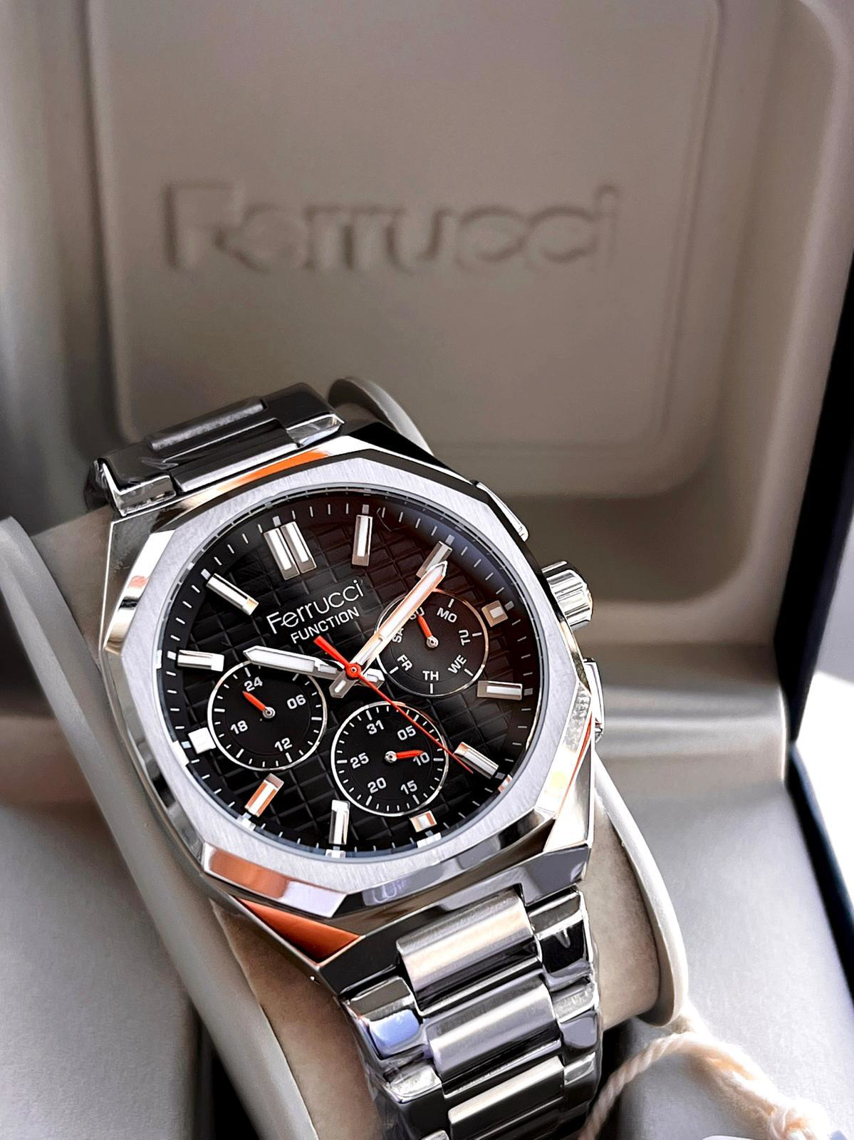 Ferrucci 2 Yıl Garantili Çelik Kordon İç Kadran Özellikleri Aktif