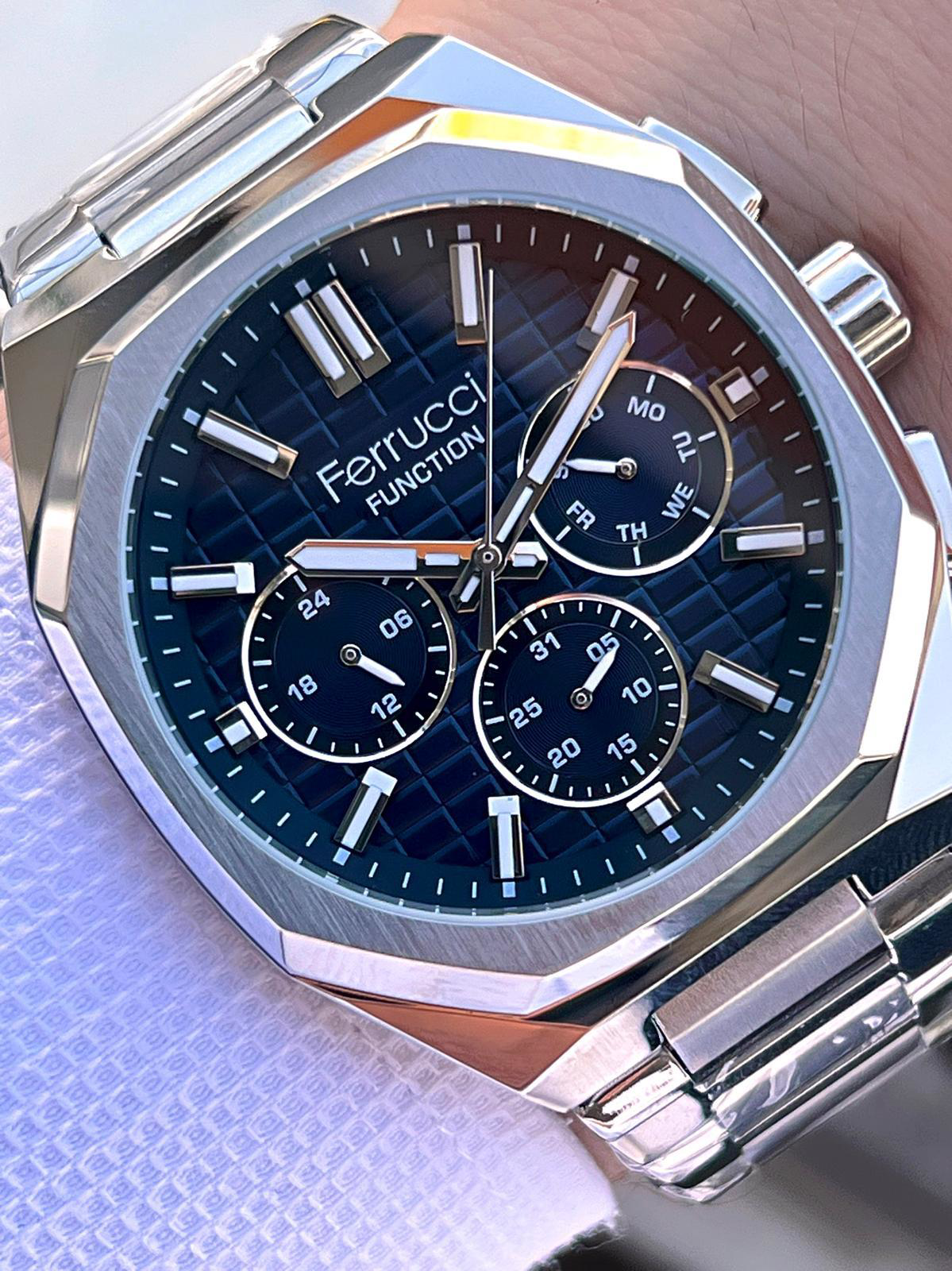 Ferrucci 2 Yıl Garantili Çelik Kordon İç Kadran Özellikleri Aktif