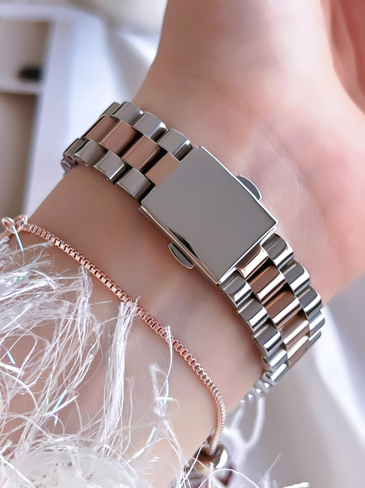 Ferrucci Çelik Kordon 2 Yıl Garantili Takvimli Kadran 30 Mt Suya 