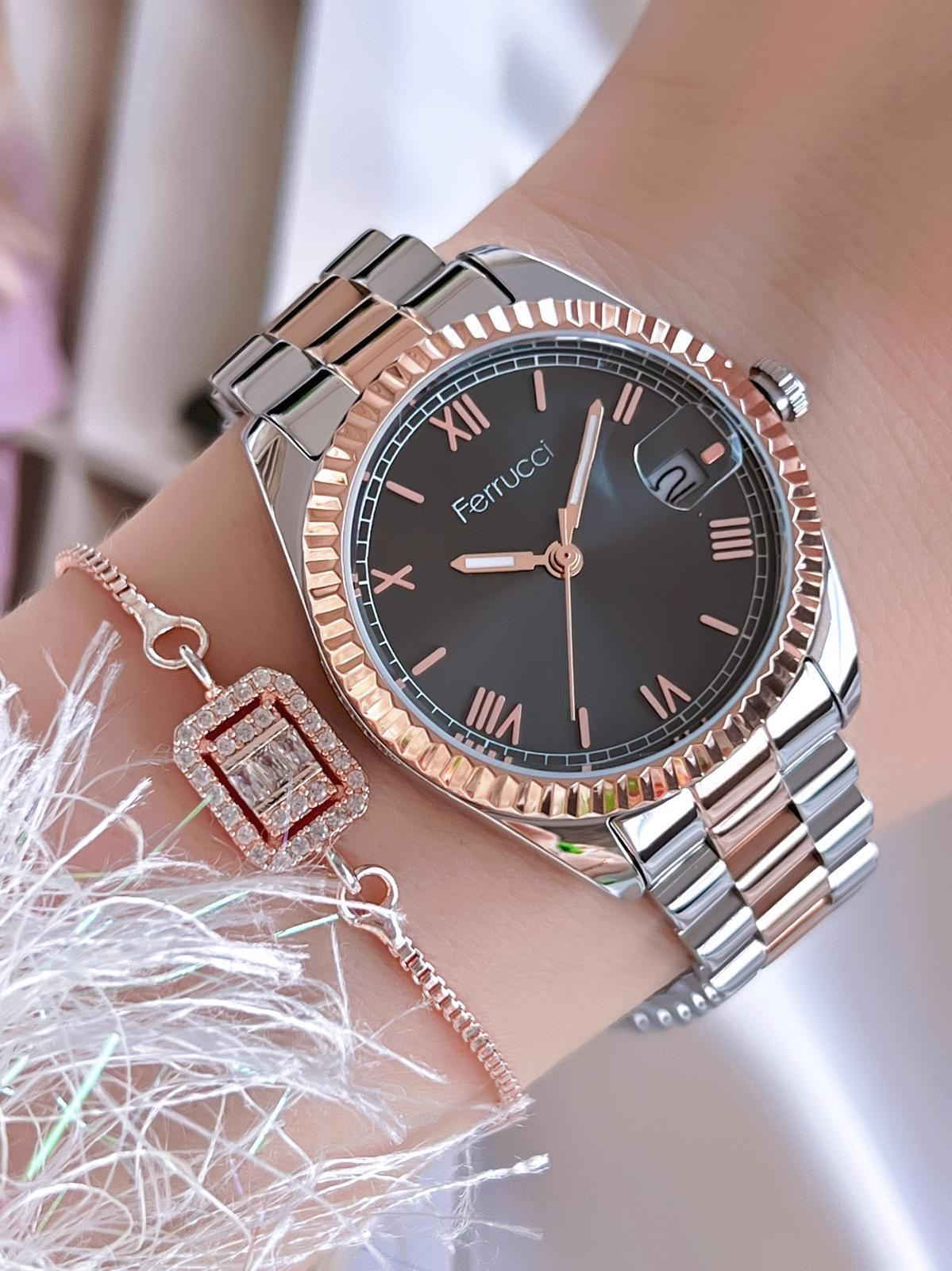 Ferrucci Çelik Kordon 2 Yıl Garantili Takvimli Kadran 30 Mt Suya 