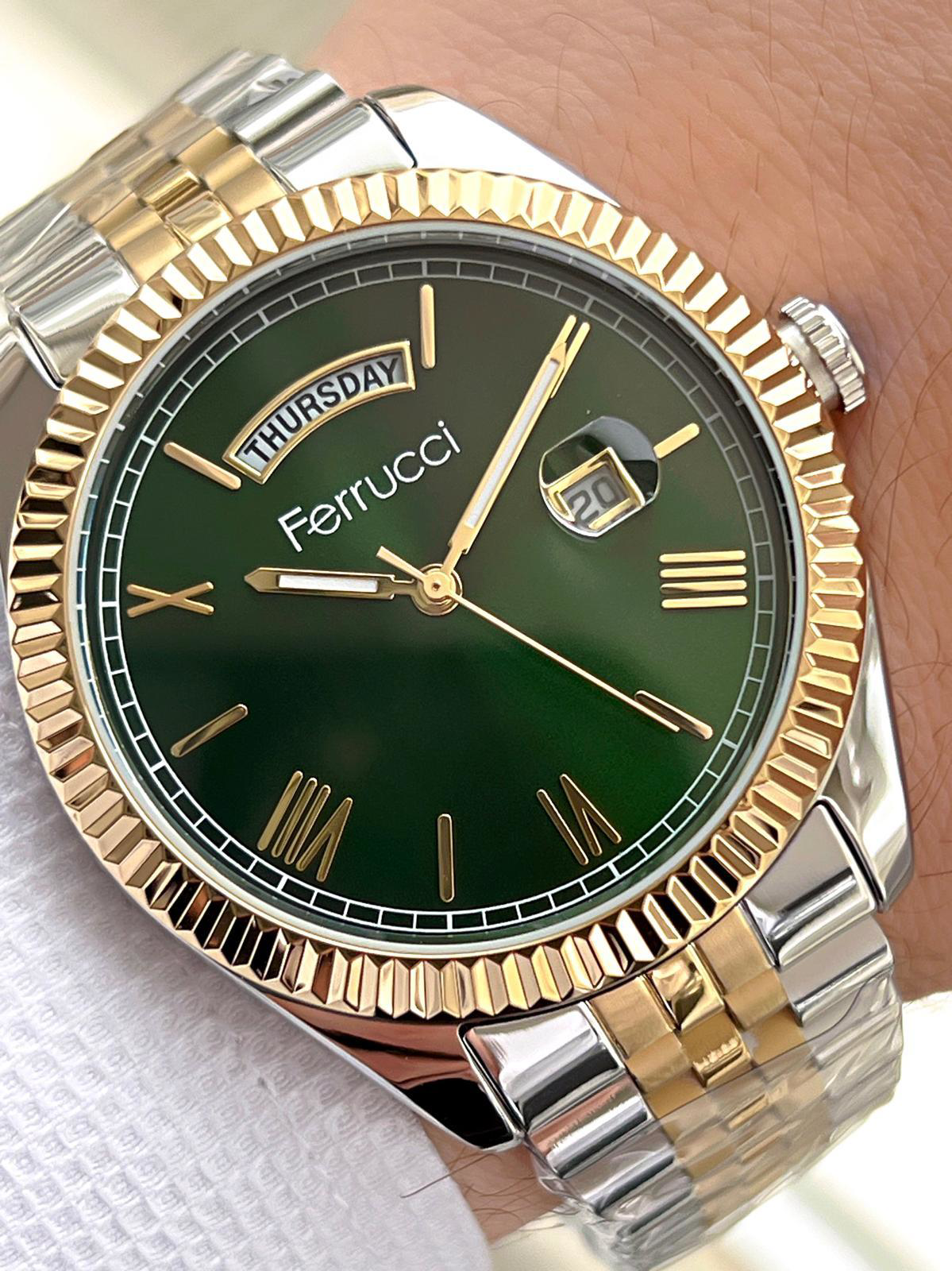 Ferrucci Rolex Model Çelik Kordon Takvimli Kadran 30 Mt Suya Daya Ferrucci Rolex Model Çelik Kordon Takvimli Kadran 30 Mt Suya Daya