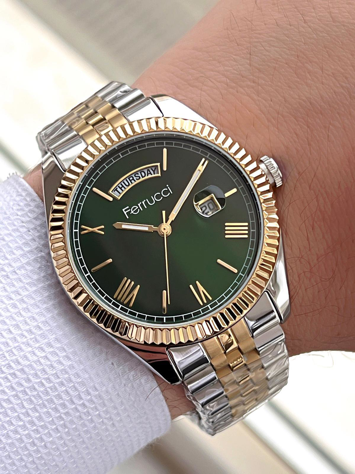 Ferrucci Rolex Model Çelik Kordon Takvimli Kadran 30 Mt Suya Daya Ferrucci Rolex Model Çelik Kordon Takvimli Kadran 30 Mt Suya Daya