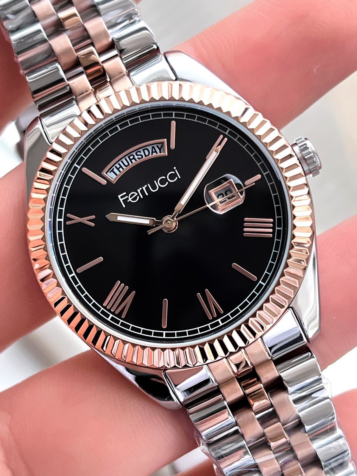 Ferrucci Rolex Model Çelik Kordon Takvimli Kadran 30 Mt Suya Daya