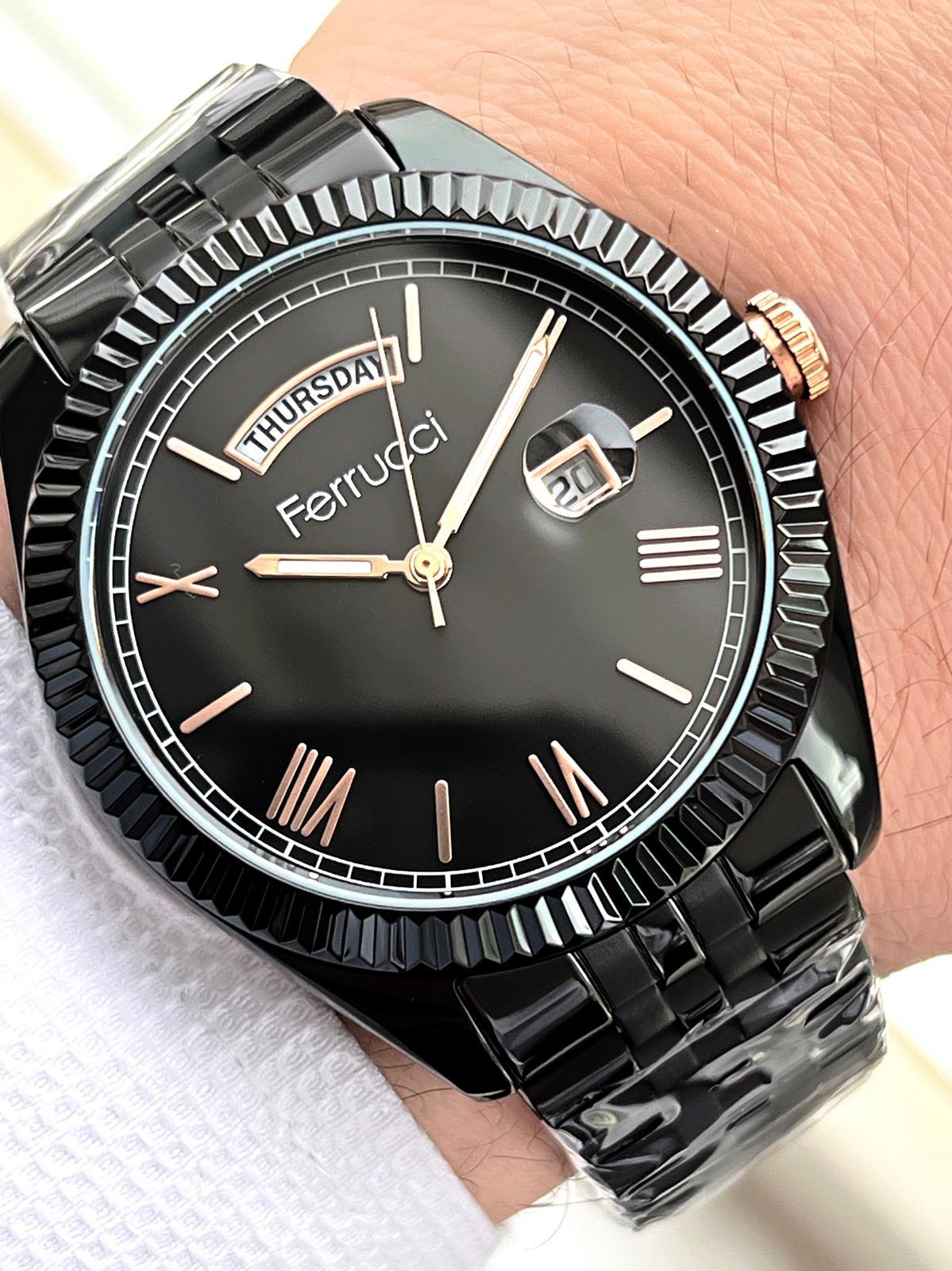 Ferrucci Rolex Model Çelik Kordon Takvimli Kadran 30 Mt Suya Daya