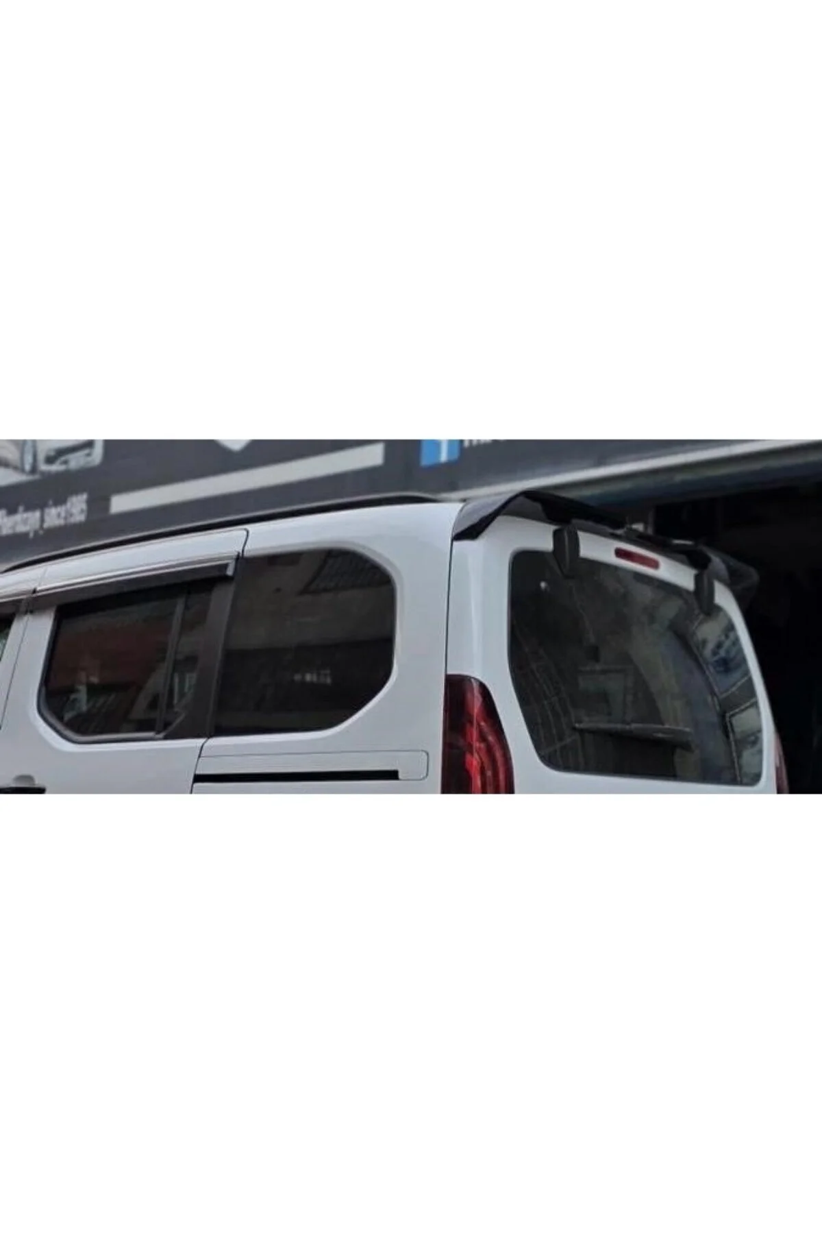 FİAT DOBLO 2023- İLE UYUMLU ABS YARASA ASTARLI SPOİLER FİAT DOBLO 2023- İLE UYUMLU ABS YARASA ASTARLI SPOİLER