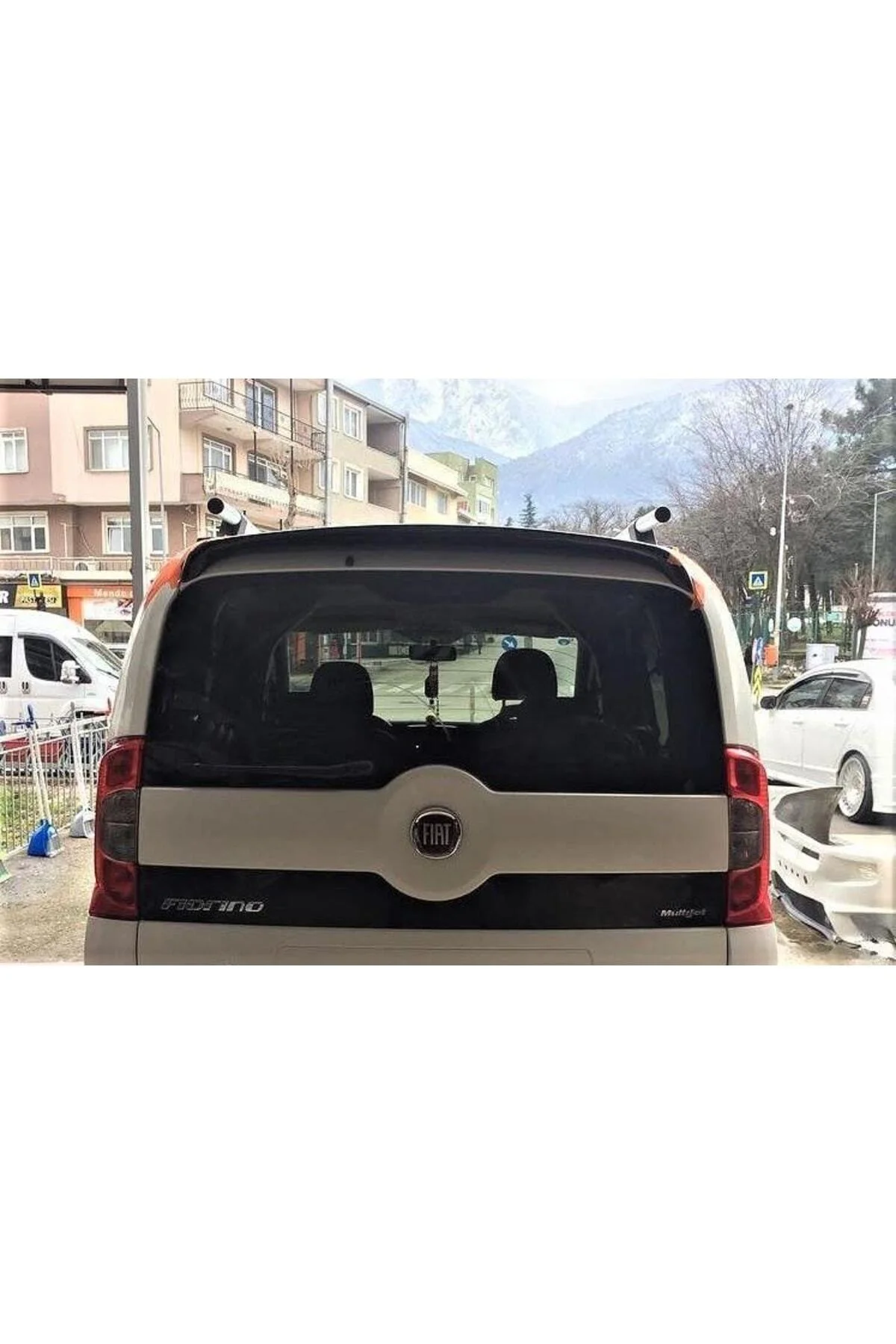 Fiat Fiorino Astarlı Kulaklı Spoyler (sry)