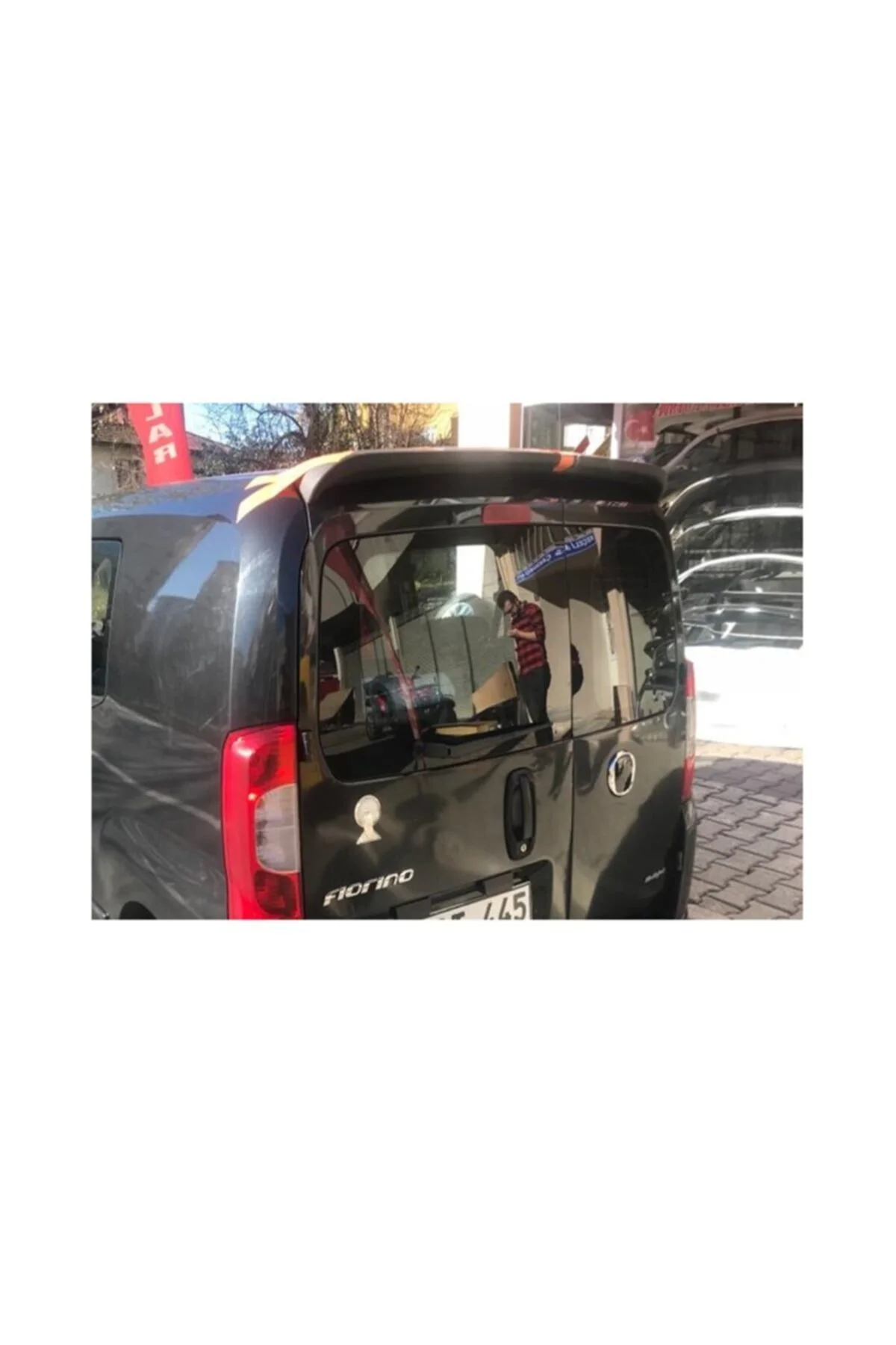 Fiat Fiorino Çift Kapı Siyah Spoiler