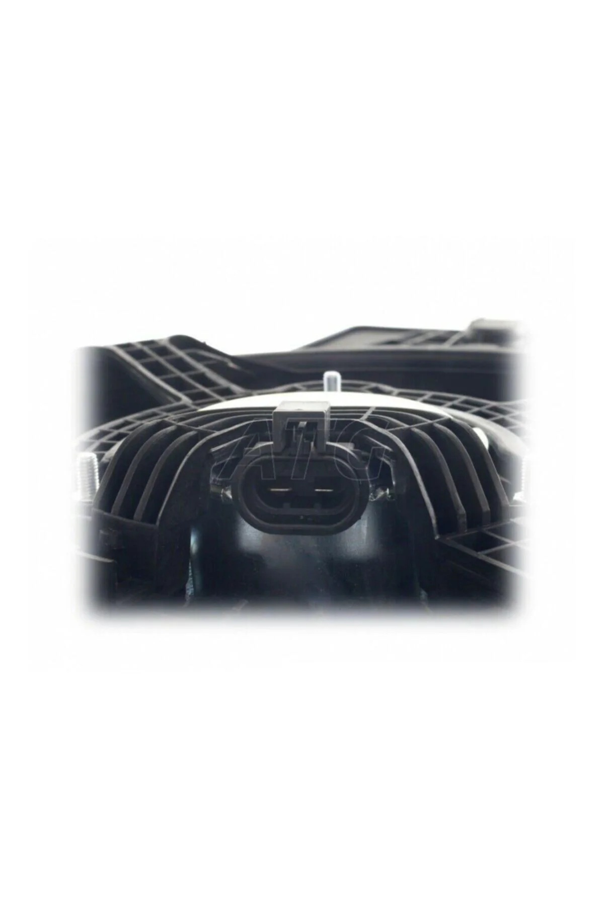 Fiat Fiorino Radyatör Fan Motoru Davlumbazlı 2007--2014