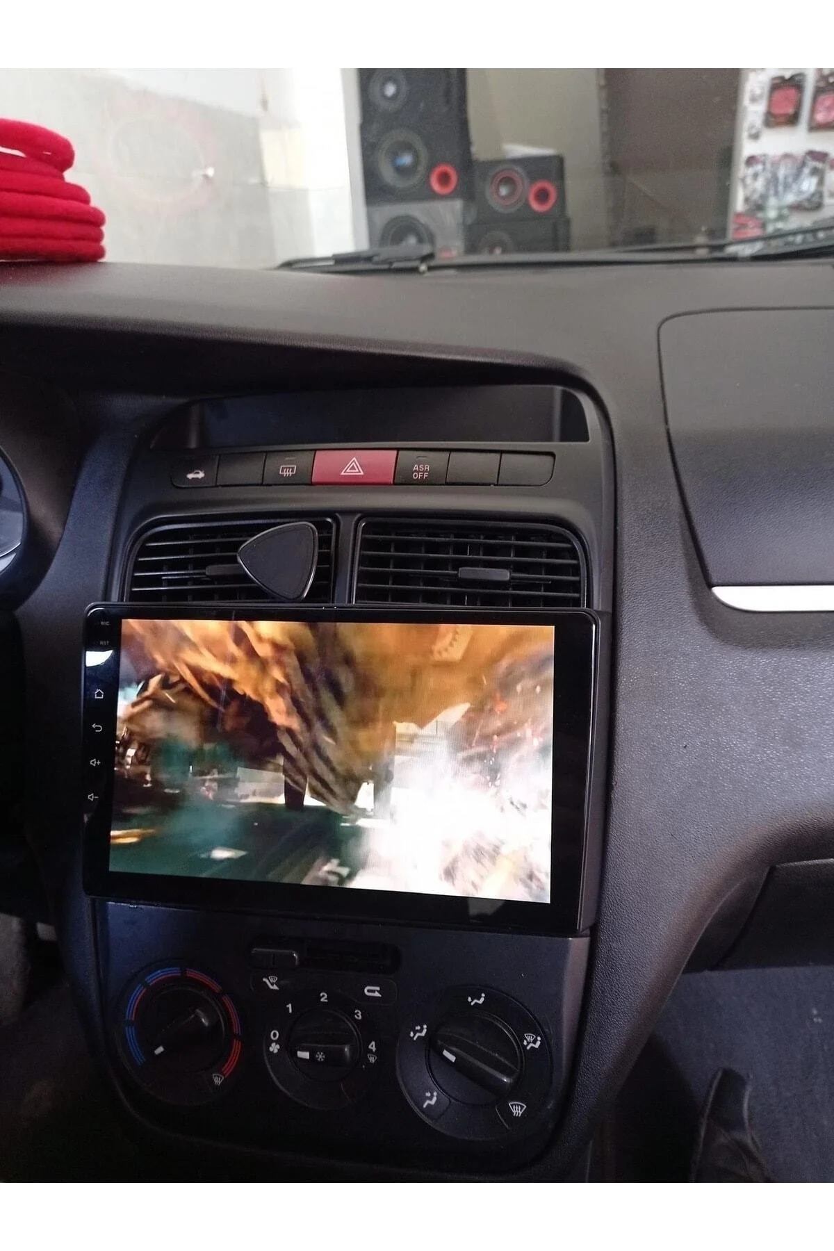 FİAT LİNEA ANDROİD 4rem 64 hafıza MULTİMEDYA CARPLAY-KAMERA-IPS EKRAN Uyumlu