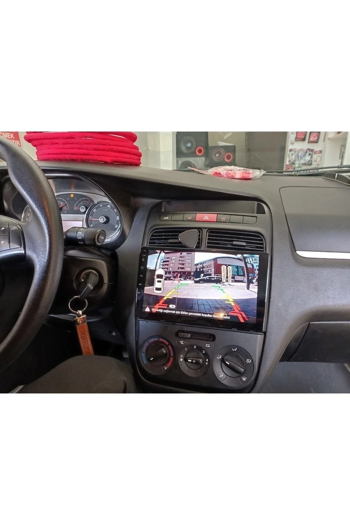 FİAT LİNEA ANDROİD 4rem 64 hafıza MULTİMEDYA CARPLAY-KAMERA-IPS EKRAN Uyumlu