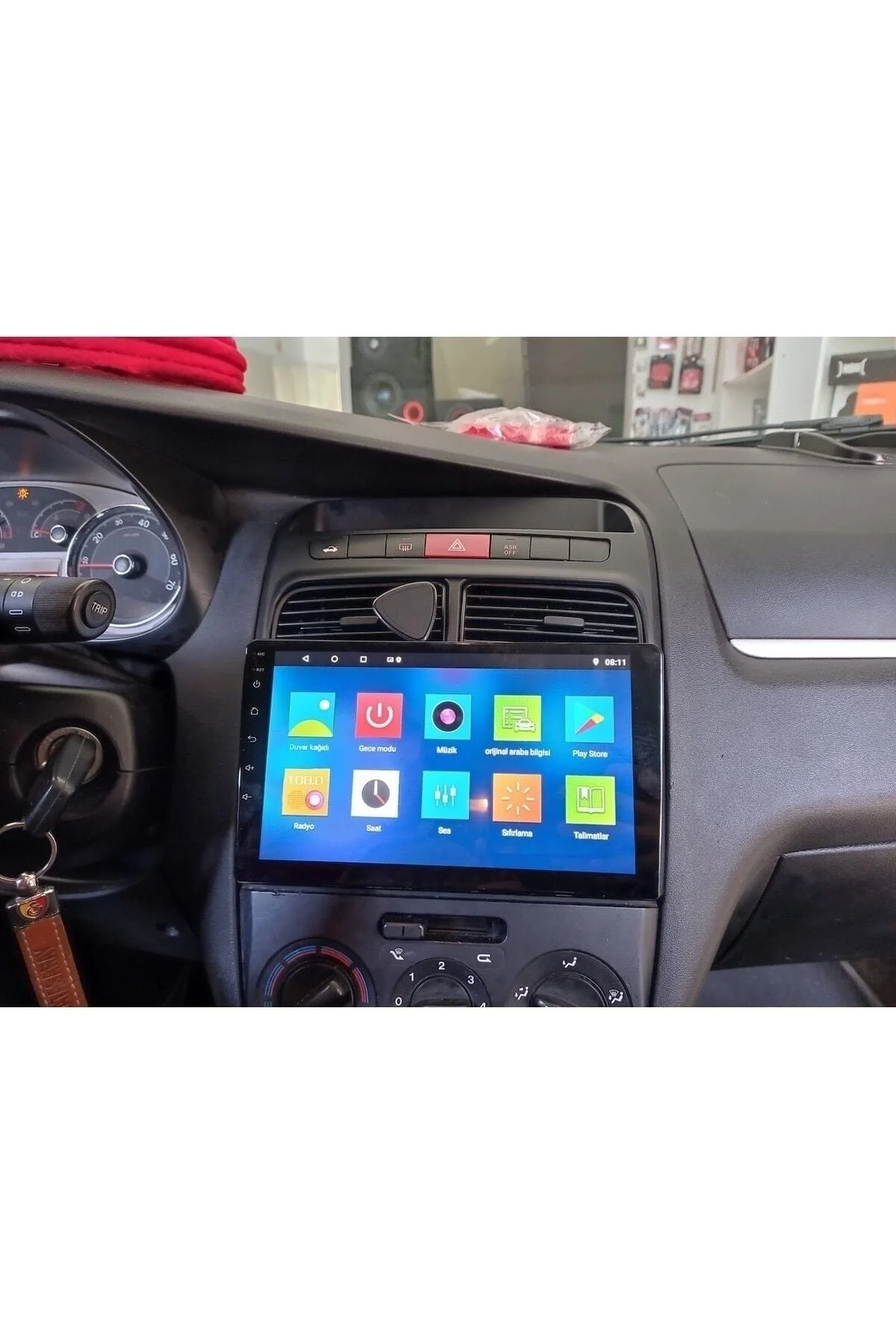 FİAT LİNEA ANDROİD 4rem 64 hafıza MULTİMEDYA CARPLAY-KAMERA-IPS EKRAN Uyumlu