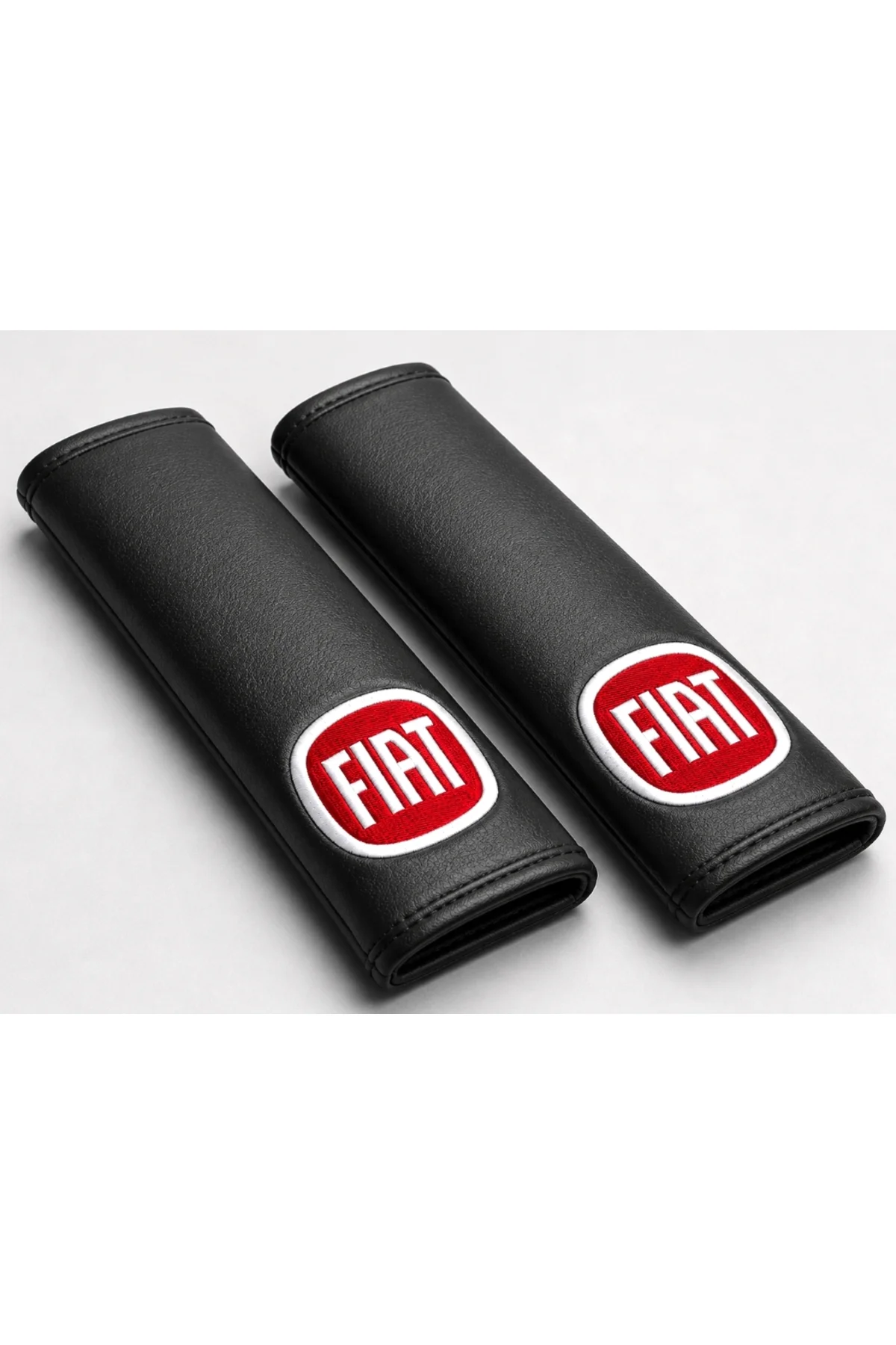 Fiat Nakışlı Boyun Yastığı ve Kemer Pedi Seti 2 Yastık 2 Kemer Siyah Delikli Deri Universal Oto Aksesuar Seti - Görsel 3