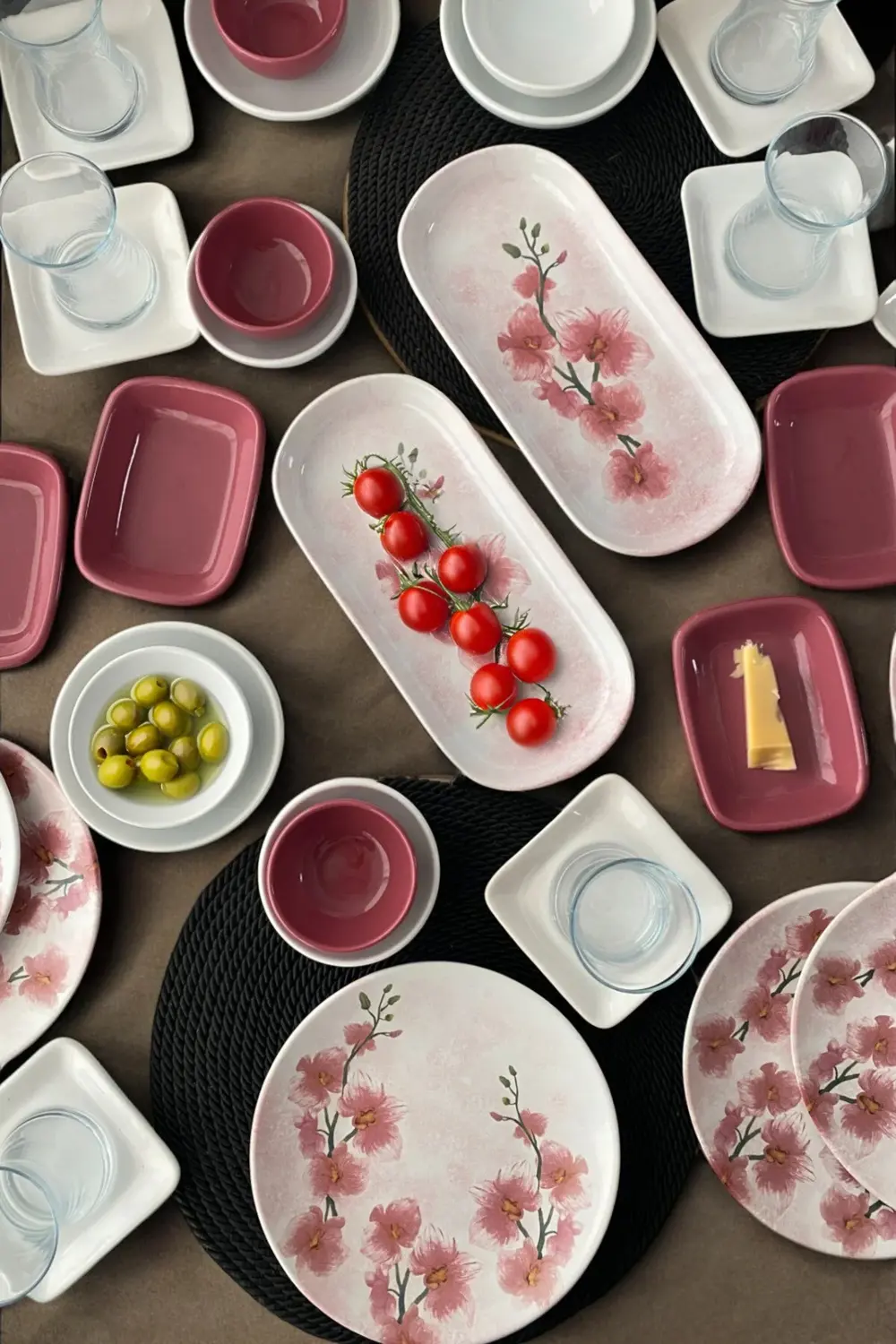 Fiore 54 Parça 12 Kişilik Kahvaltı Takımı