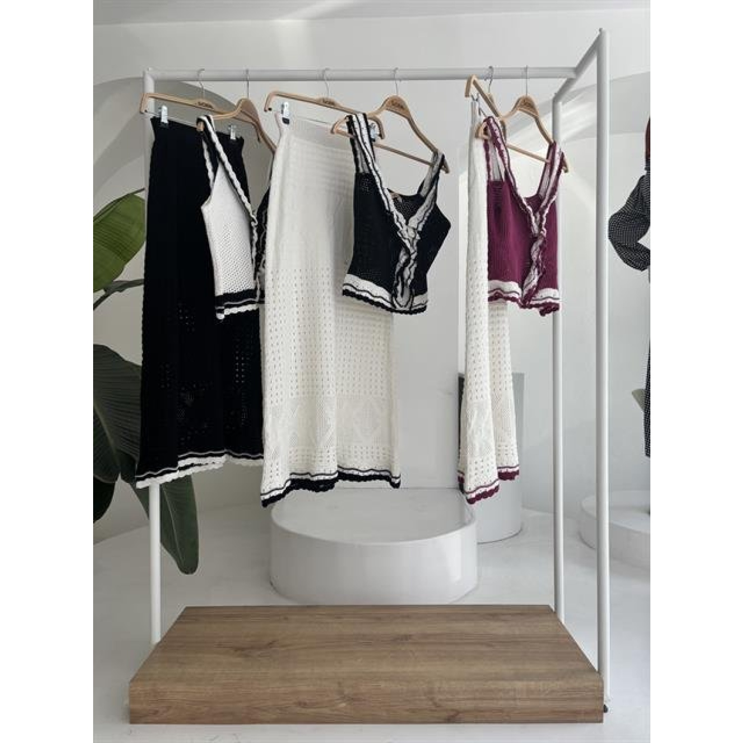 Fırfır Detaylı Uzun Etekli Lucky Life Kadın Triko Takım