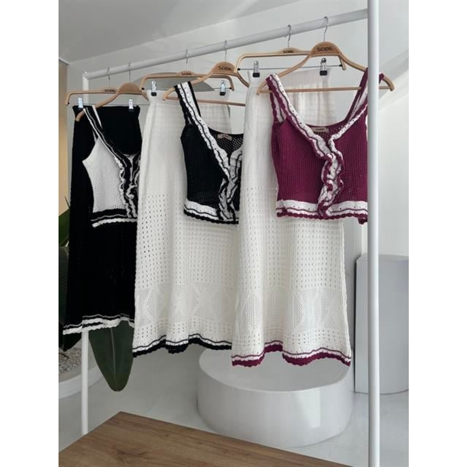 Fırfır Detaylı Uzun Etekli Lucky Life Kadın Triko Takım