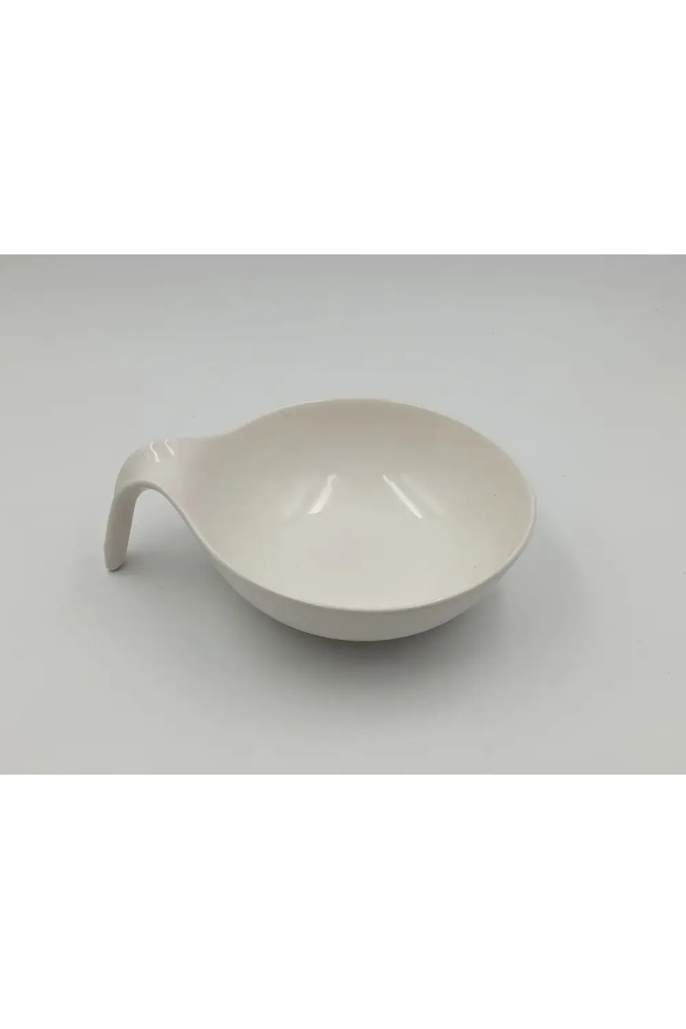 FIRIN KABI Ecr-27 Öz Seramik Kulplu Salata Kasesi (21*22 Cm) ZÜCC