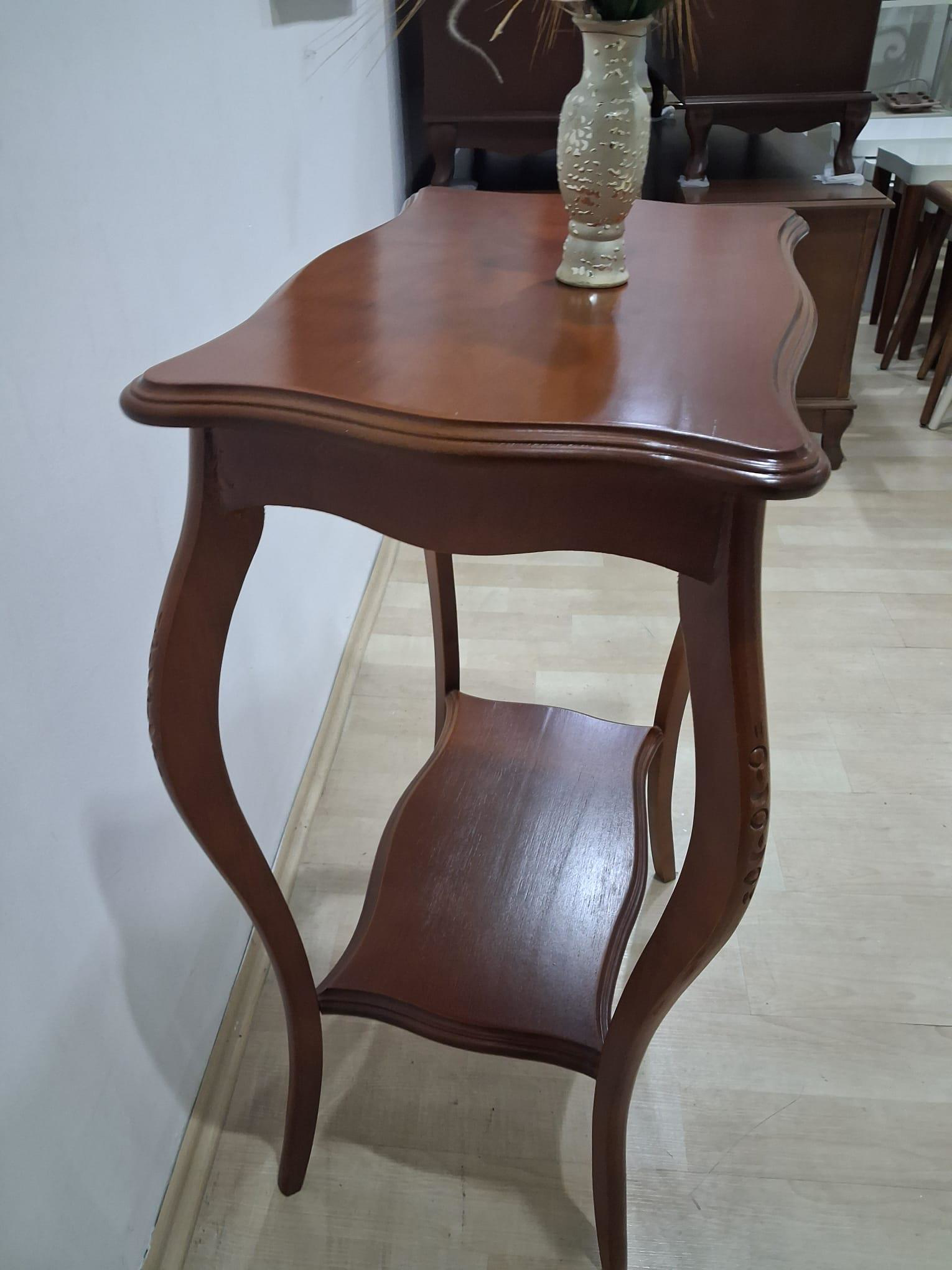 Fiskos 12446 Sehpa Çiçeklik Oyma Model Ceviz Kaplama Kayın Aslan 