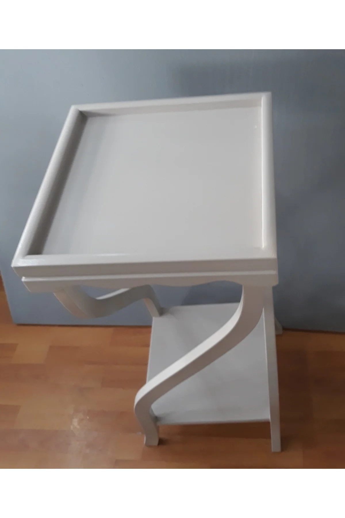 Fiskos 13202 Çiçeklik 4Ayak kare spiral Model MDF Parlak Ahşap ayak Parlak Beyaz - Görsel 2