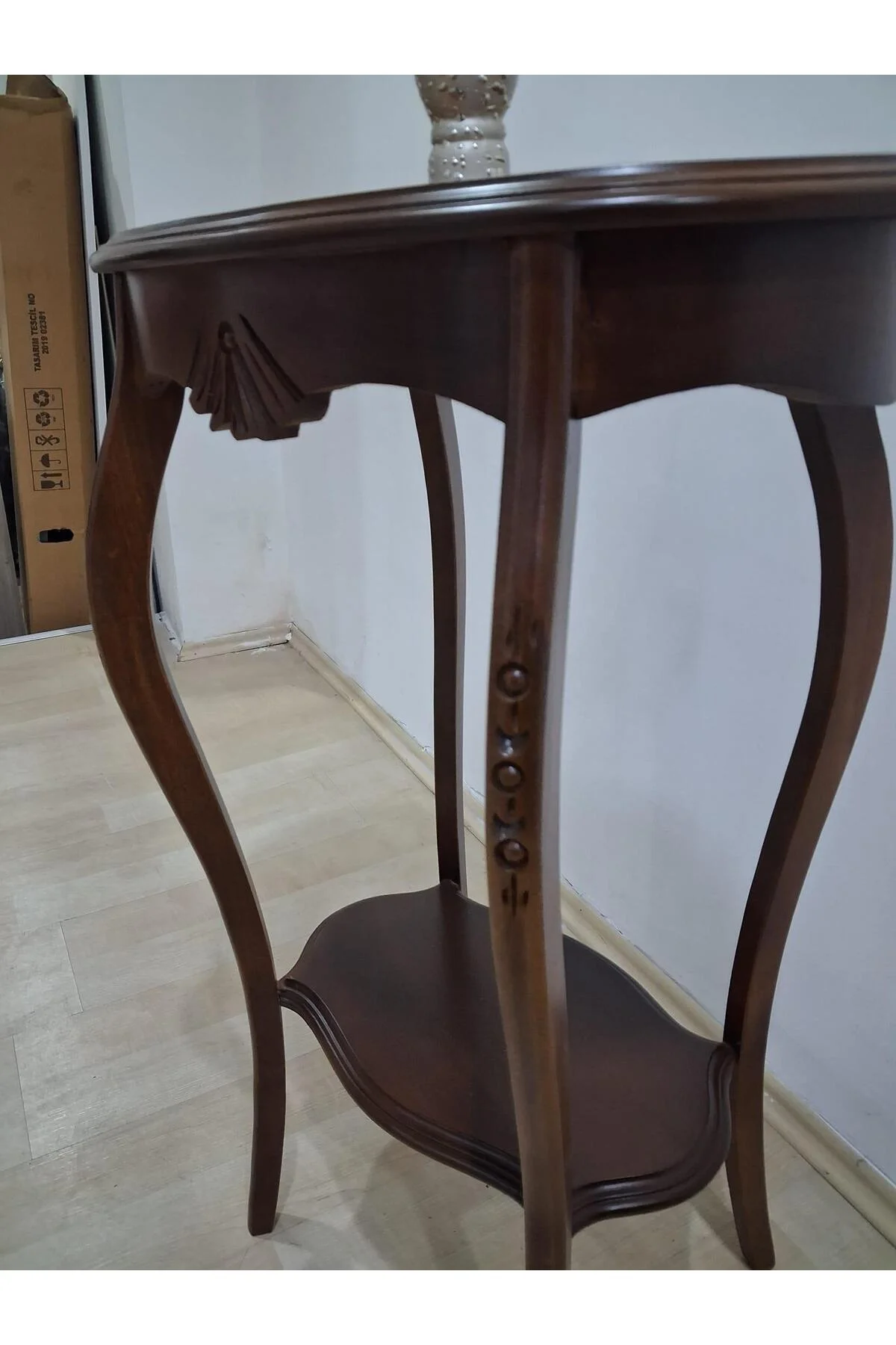 Fiskos Çiçeklik 12568 Oyma OVAL Model Kayın Ayak Parlak Ceviz MDF tabla El Yapım - Görsel 4
