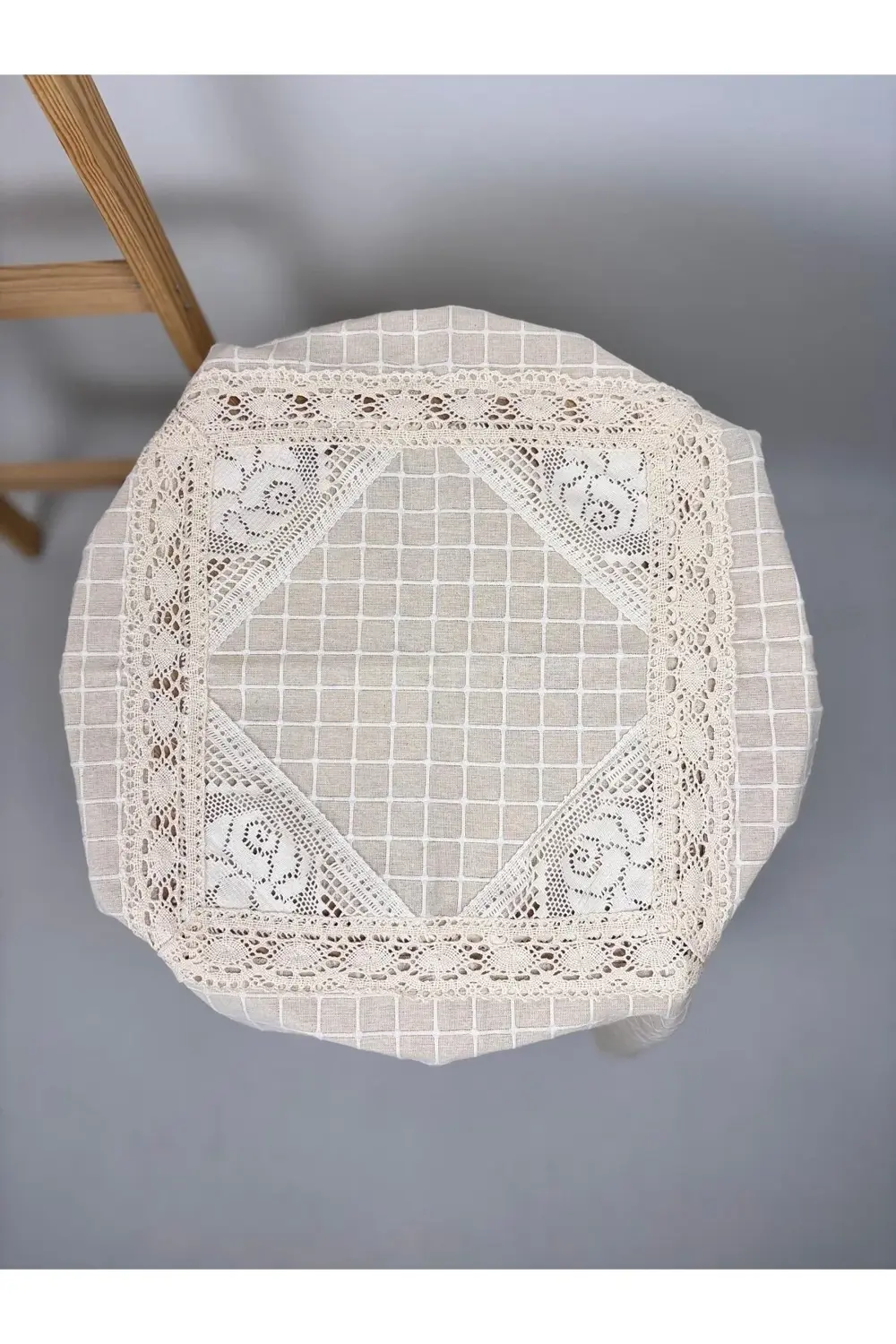 Fiskos örtüsü dantelli