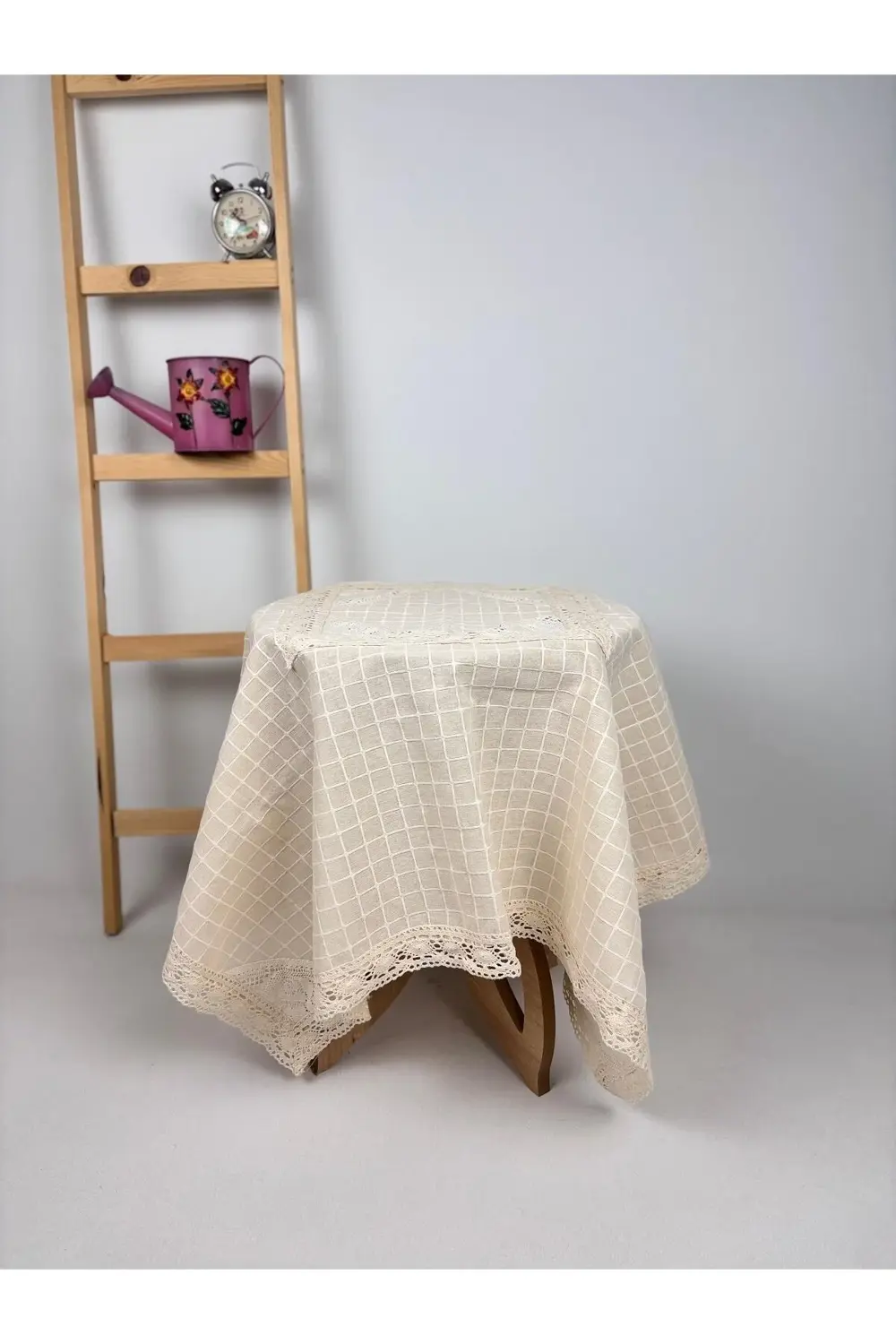 Fiskos örtüsü dantelli