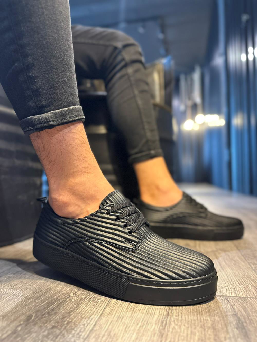 Fitilli Desenli Günlük Ayakkabı 076 Siyah (Siyah Taban)