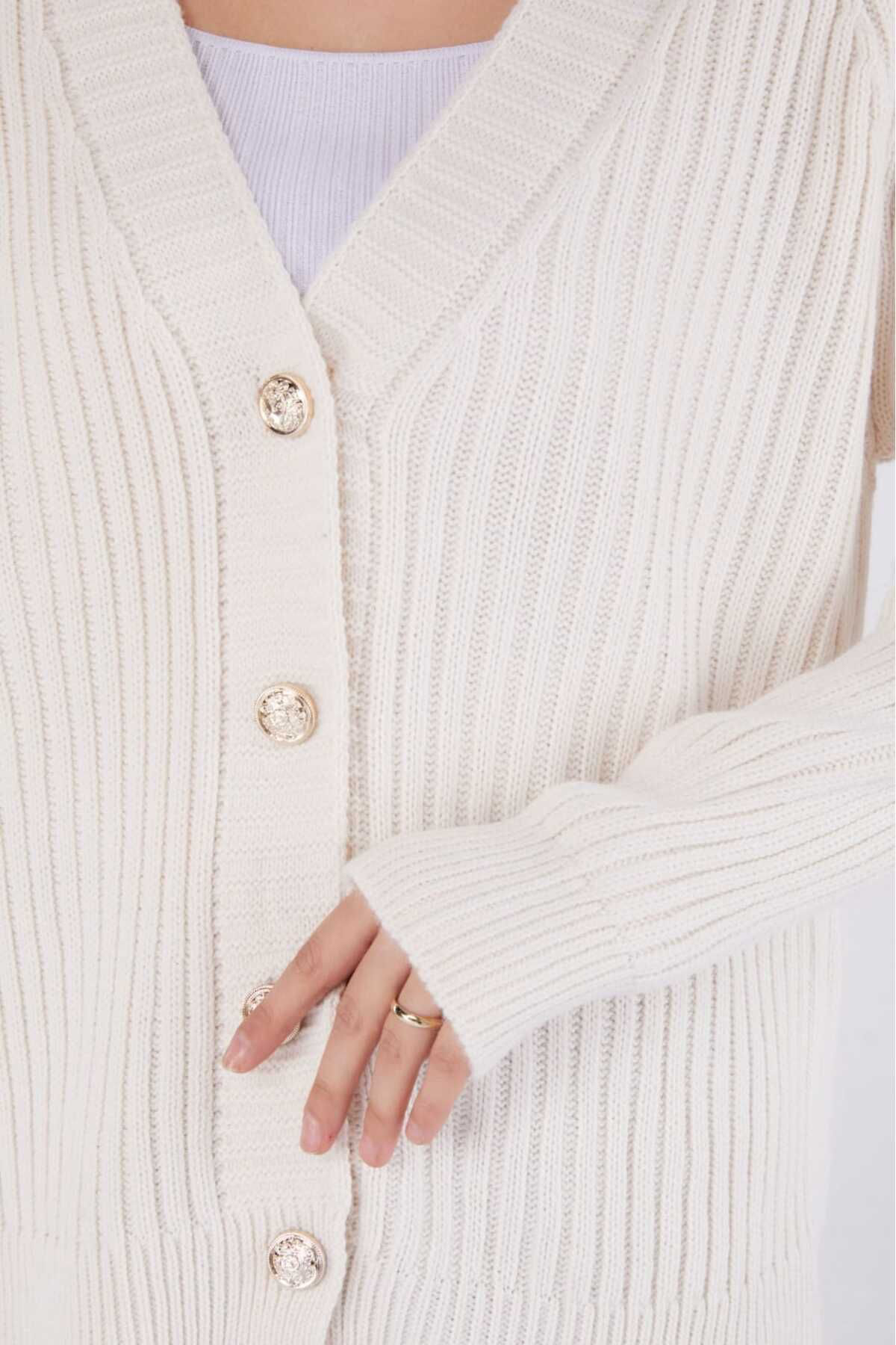 İşilda Fashion Fitilli Düğmeli Kisa Triko Hirka