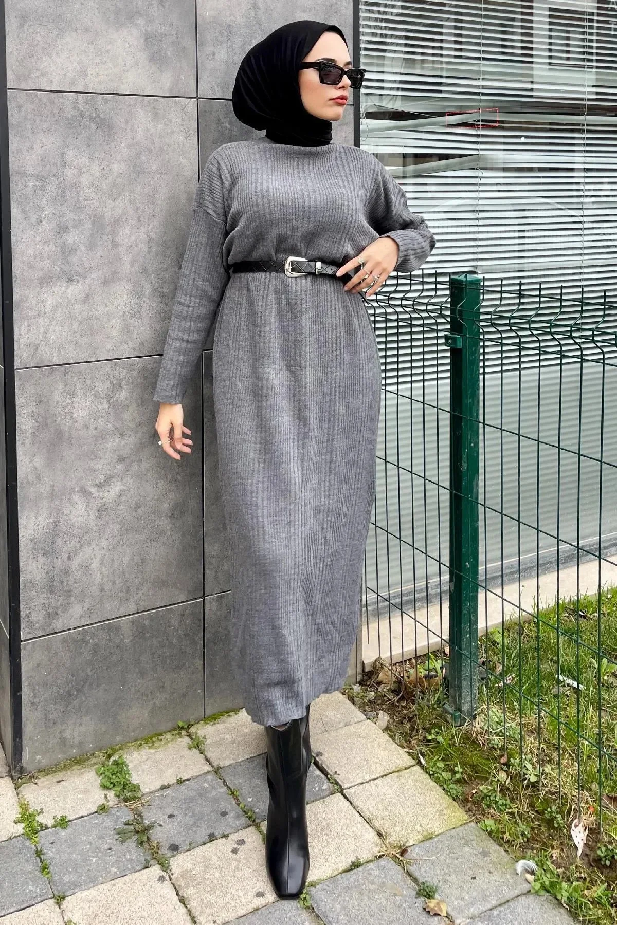 Fi̇ti̇lli̇ Tesettür Tri̇ko Elbi̇se