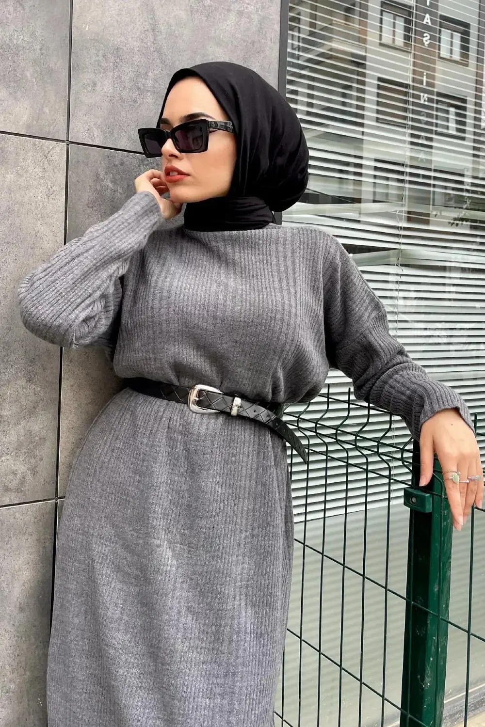 Fi̇ti̇lli̇ Tesettür Tri̇ko Elbi̇se