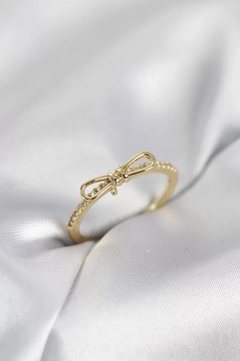 Fiyonk Model Zirkon Taşlı Gold Renk Kadın Yüzük - Lisinya