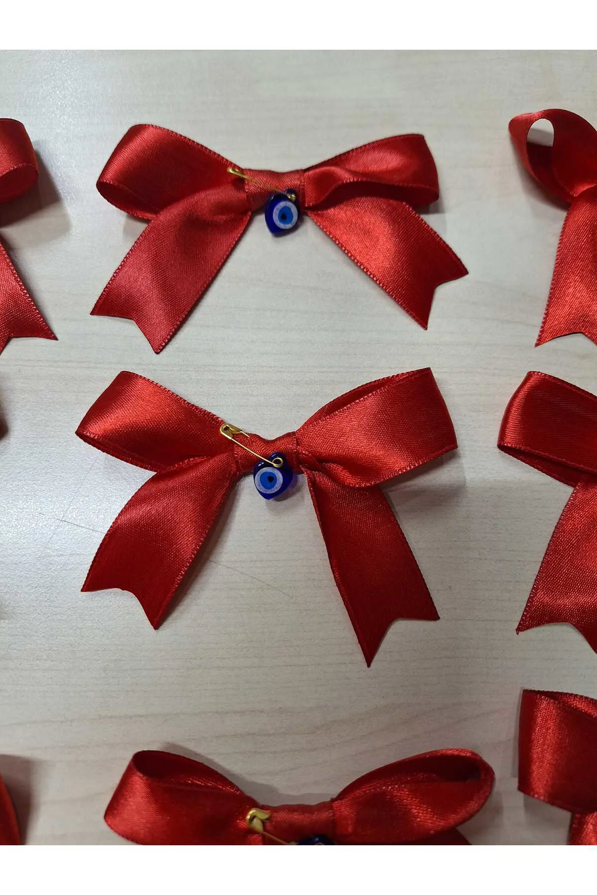 FİYONKLU ÇEYİZ KURDALESİ, SÜSÜ 25 ADET SATEN