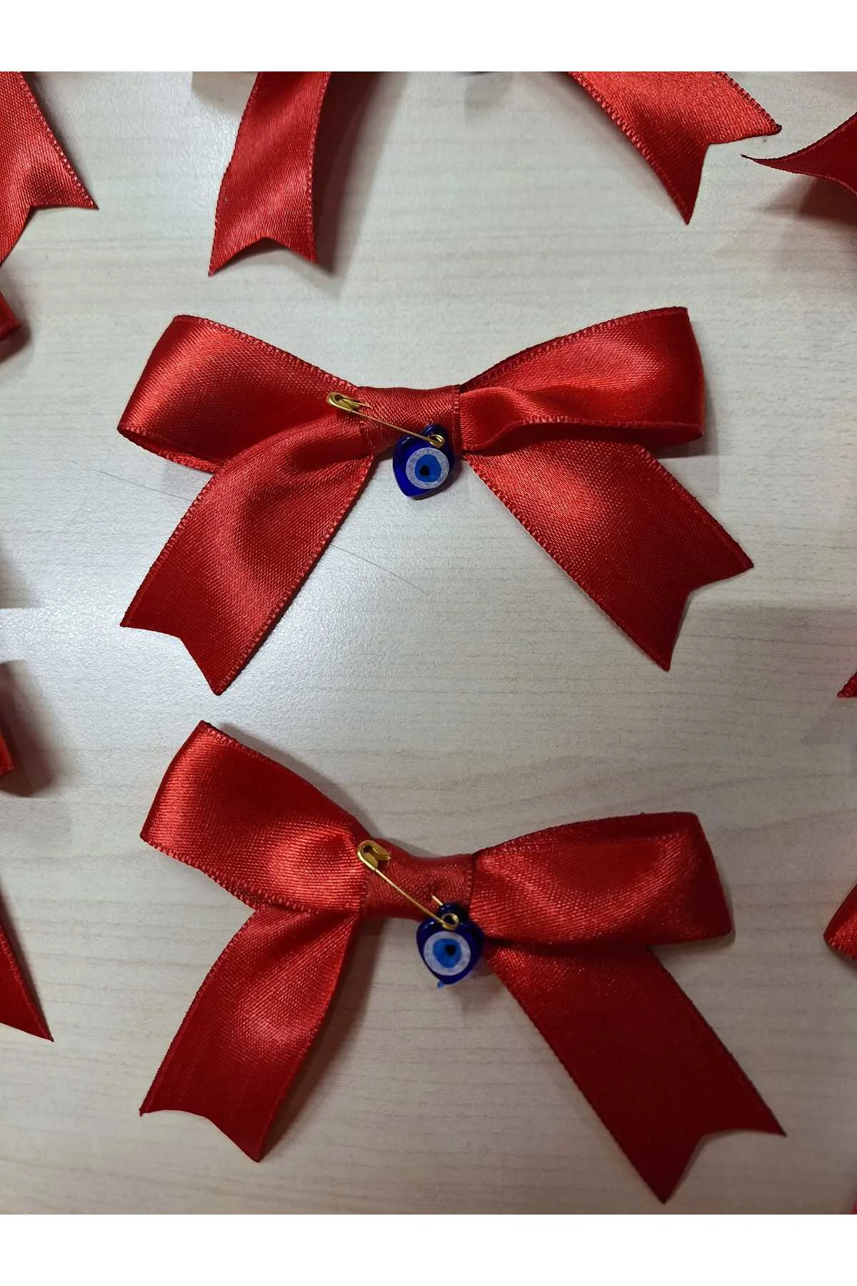 FİYONKLU ÇEYİZ KURDALESİ, SÜSÜ 25 ADET SATEN